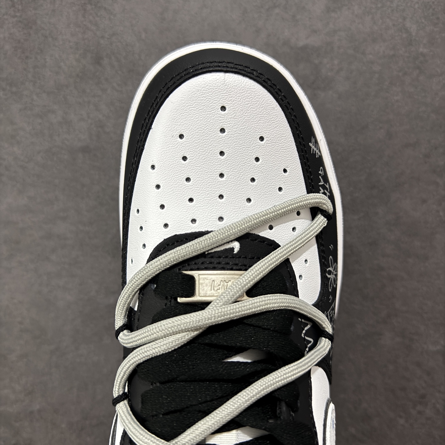 260 定制版官方爆款定制 Nike Air Force 1 Low’07 牛仔很忙 空军一号绑带低帮休闲板鞋 ZH0316-071