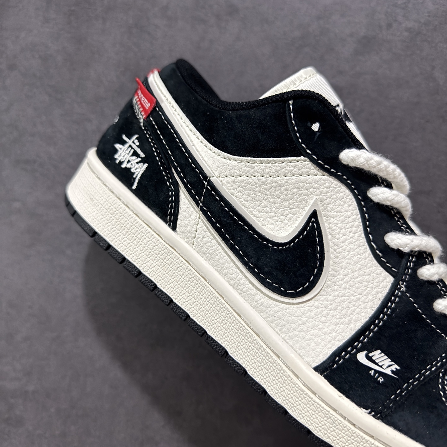 280 定制版Air Jordan 1 Low AJ1 乔1 斯图西联名 米黑黄织布标 高端定制 低帮复古篮球鞋 YX5066-302