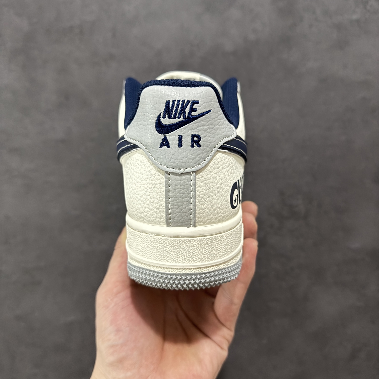 260 NIke Air Force 1 '07 Low “古驰联名——灰蓝勾”空军一号 低帮 运动鞋 休闲鞋 XS1958-543