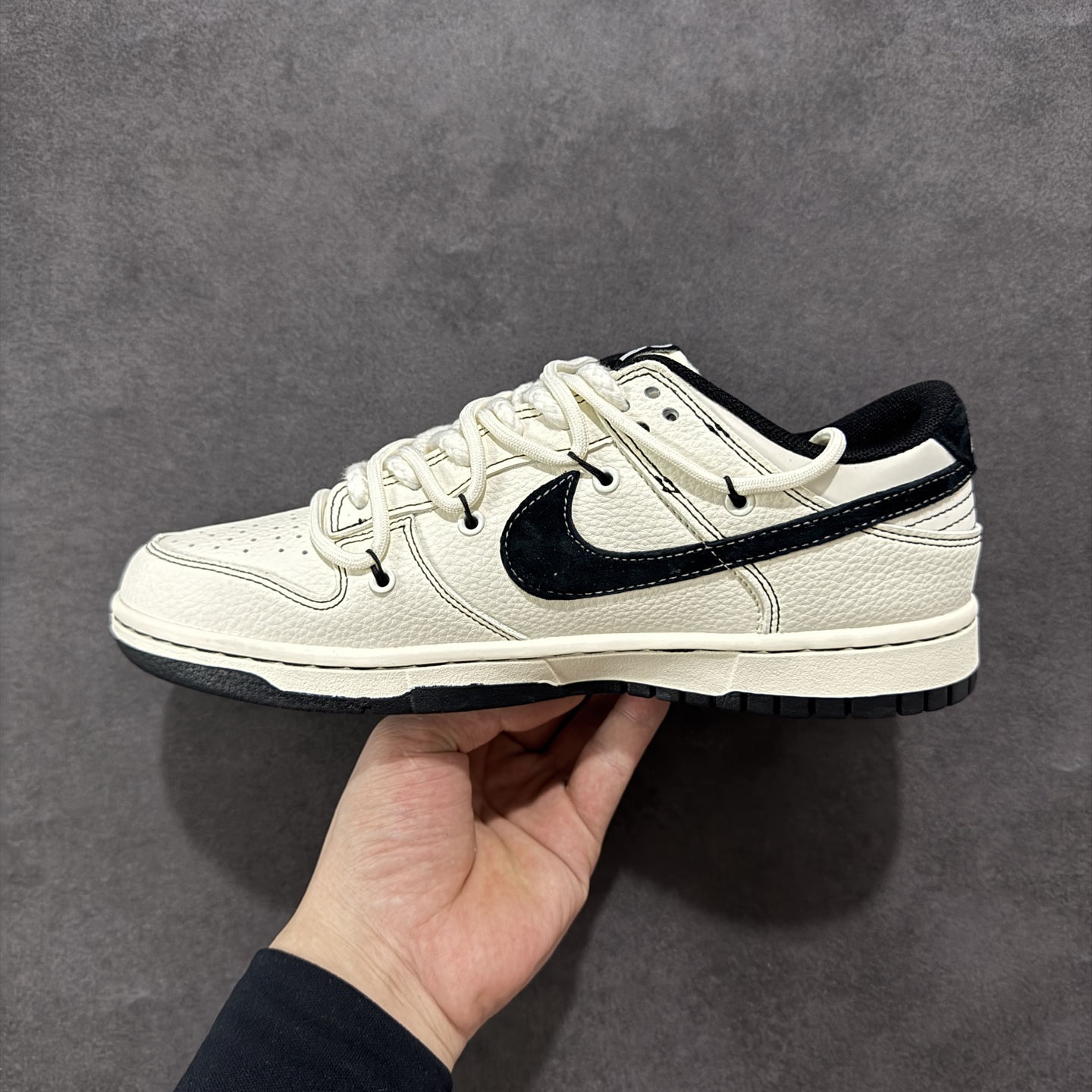 300 定制版Nike SB Dunk Low 北面系列 绑带米白黑勾 周年高端定制 低帮休闲板鞋 YX5066-286