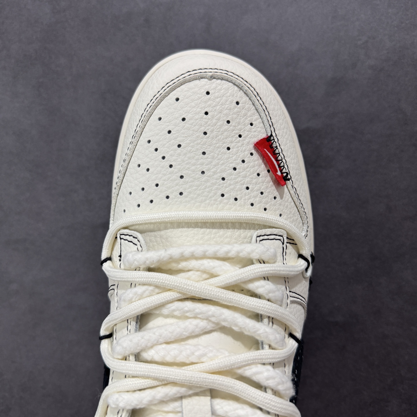 300 定制版Nike SB Dunk Low 北面系列 绑带米白黑勾 周年高端定制 低帮休闲板鞋 YX5066-286
