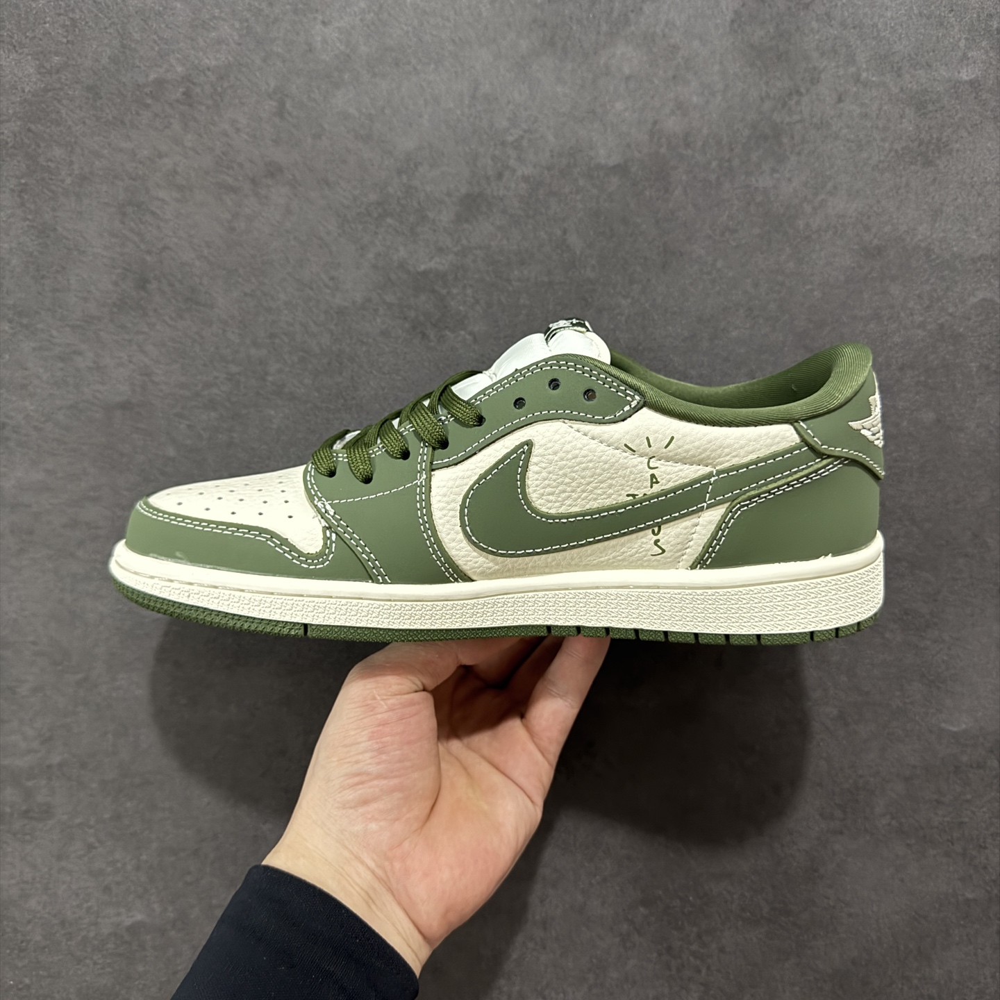 280 定制版Travis Scott x Fragment Design x Air Jordan 1 Low SP AJ1 斯图西联名 油绿鬼脸 低帮文化休闲板鞋 XS2024-025