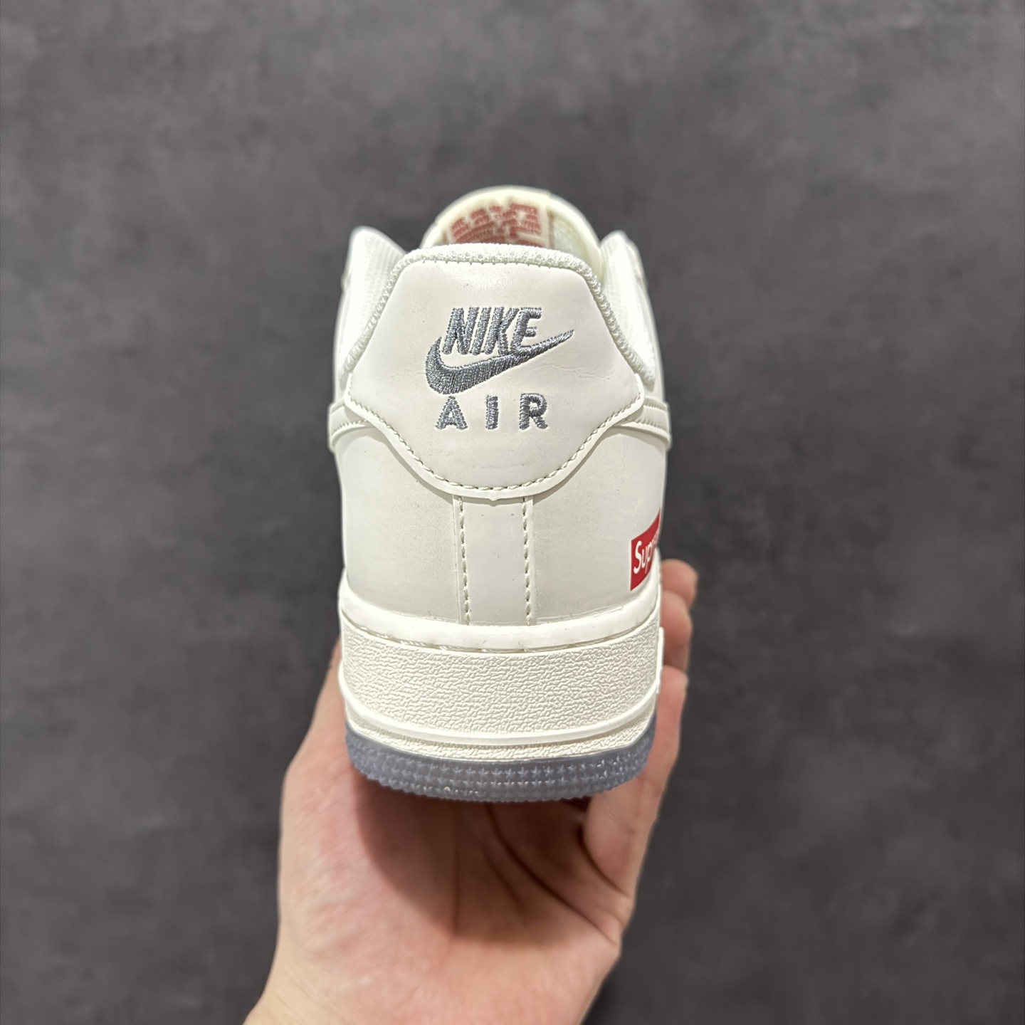 260 定制版海外限量发售！NIke Air Force 1 '07 Low “Supreme联名——双拼灰印花”空军一号 低帮 运动鞋 HH7518-077