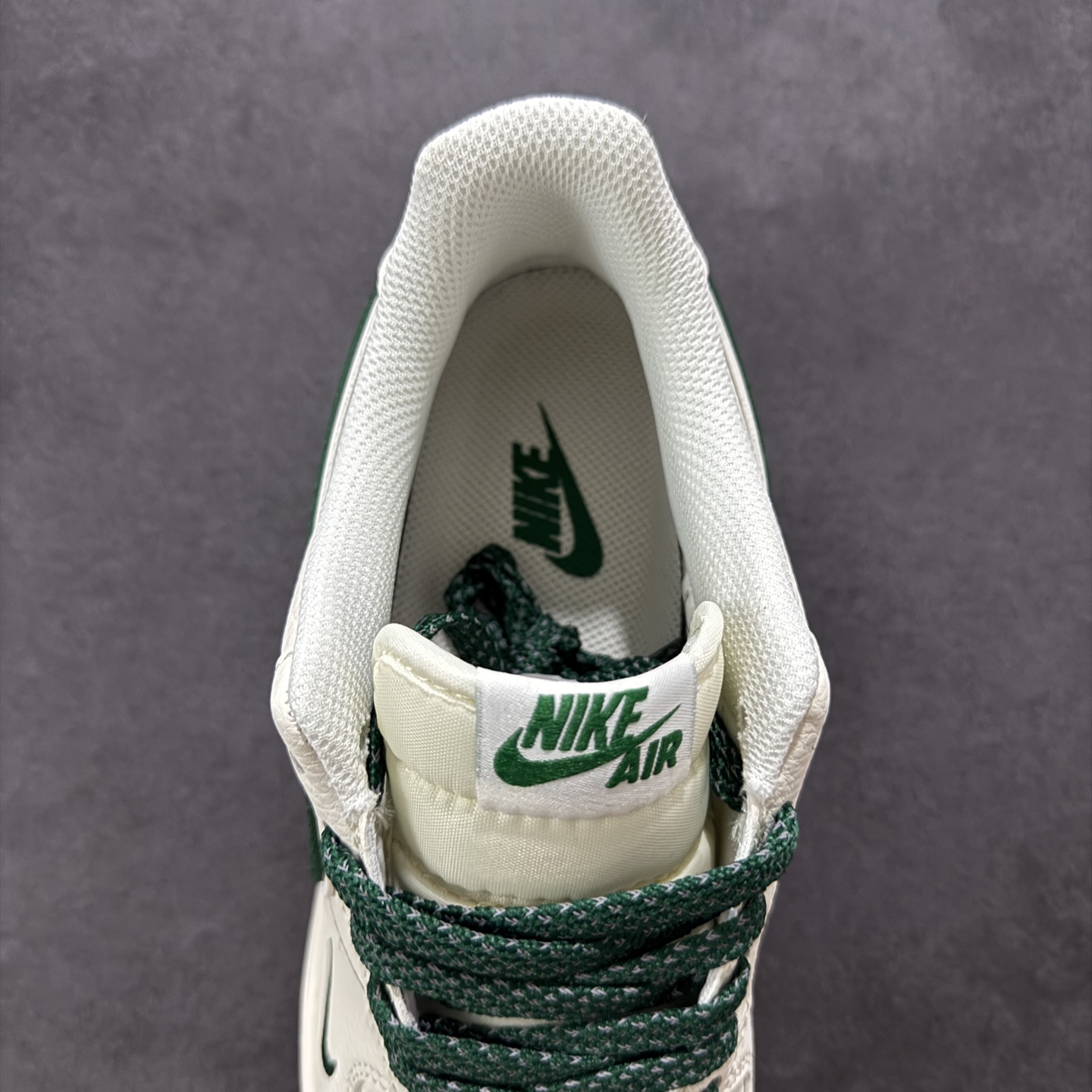 260 定制版Nike Air Force 1'07 Low 斯图西联名 绿勾生胶 空军一号低帮休闲板鞋 XX3168-138