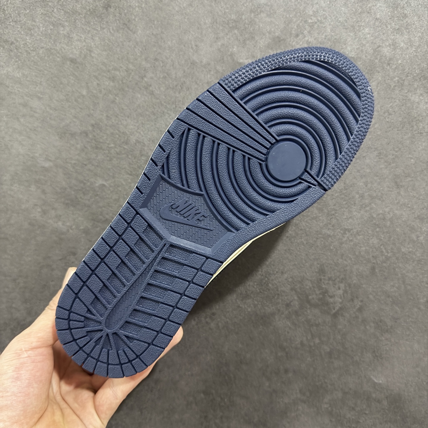 280 定制版Travis Scott x Fragment Design x Air Jordan 1 Low SP AJ1 斯图西联名 灰线火焰 低帮文化休闲板鞋 ZH2598-230