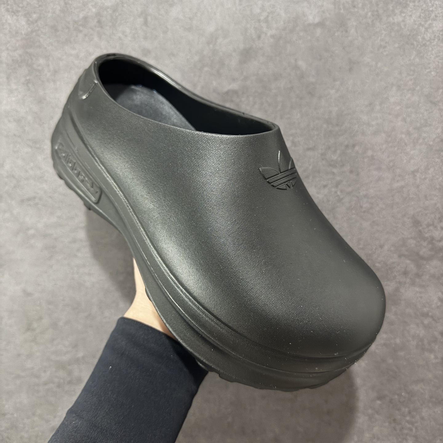 图片[3]-【cs版本】AD Adifom Stan Smith Platform Mule史密斯原型改良系列穆勒风松糕厚底休闲包头露跟凉鞋式拖鞋 厨师鞋丑萌爆红！厚底大头造型超可爱！ #男女鞋升级原楦原数据工程力学开发版型 #超轻耐磨一体式MD泡沫鞋身 #内嵌厚实内嵌欧索莱环保鞋垫 #半包覆鞋面组合弹力厚底 尺码：36 37 38 39 40 41 42 43 44 45-选品中心