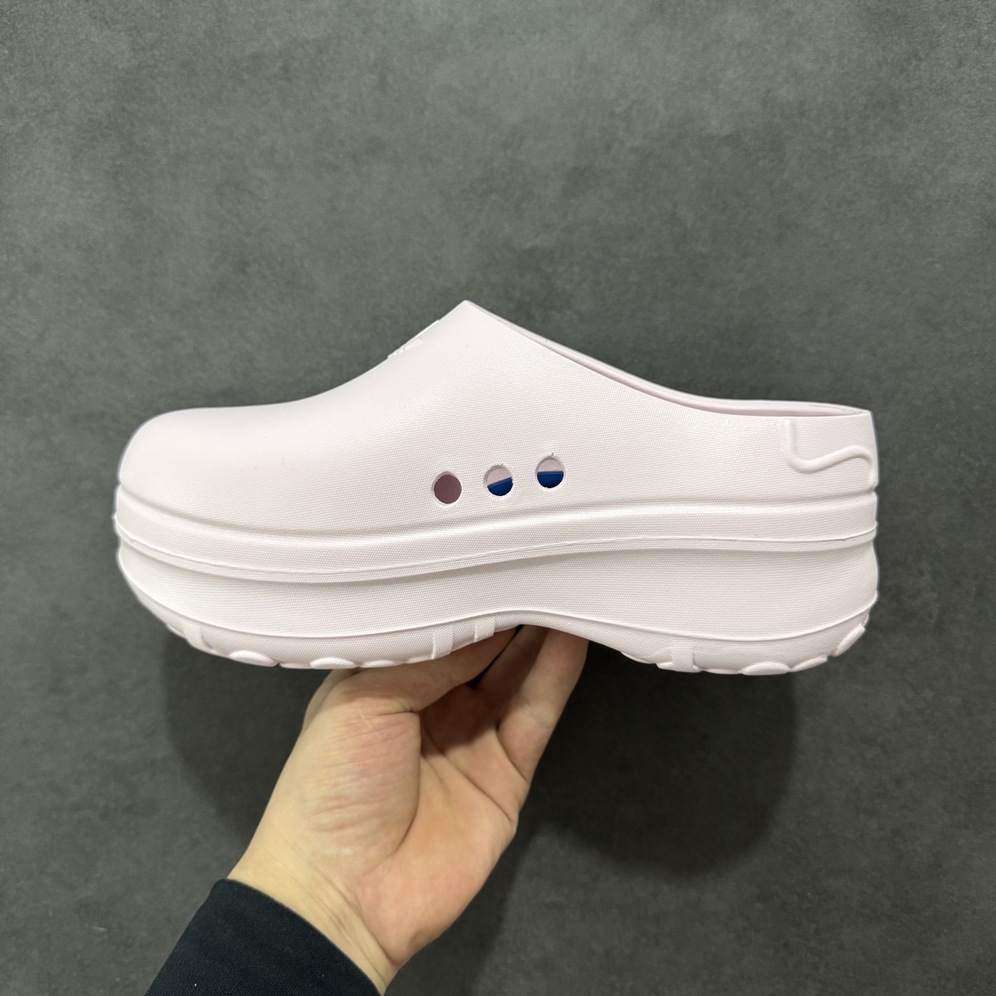 图片[2]-【cs版本】AD Adifom Stan Smith Platform Mule史密斯原型改良系列穆勒风松糕厚底休闲包头露跟凉鞋式拖鞋 厨师鞋丑萌爆红！厚底大头造型超可爱！ #男女鞋升级原楦原数据工程力学开发版型 #超轻耐磨一体式MD泡沫鞋身 #内嵌厚实内嵌欧索莱环保鞋垫 #半包覆鞋面组合弹力厚底 尺码：36 37 38 39 40 41 42 43 44 45-选品中心