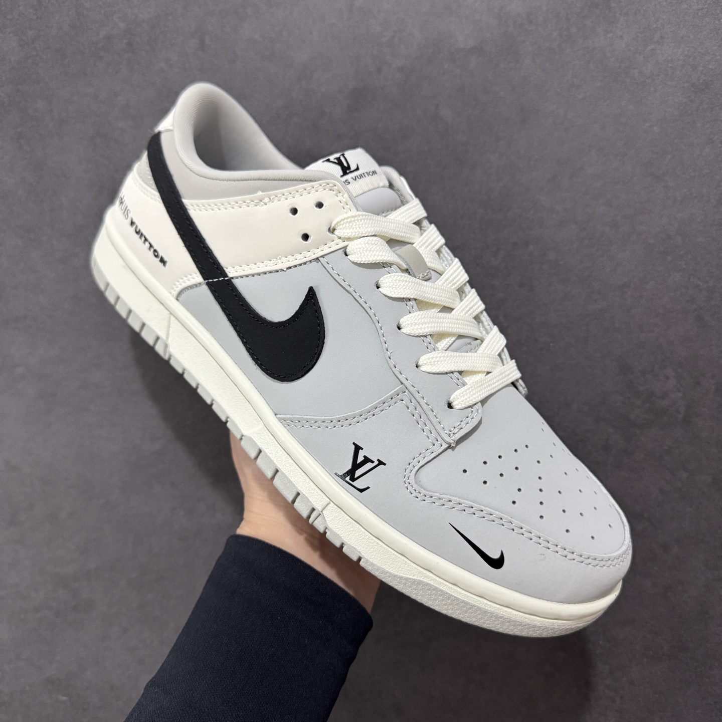 260 定制版Nike SB Dunk Low x Louis Vuitton 灰黑小钩 XY2026-153