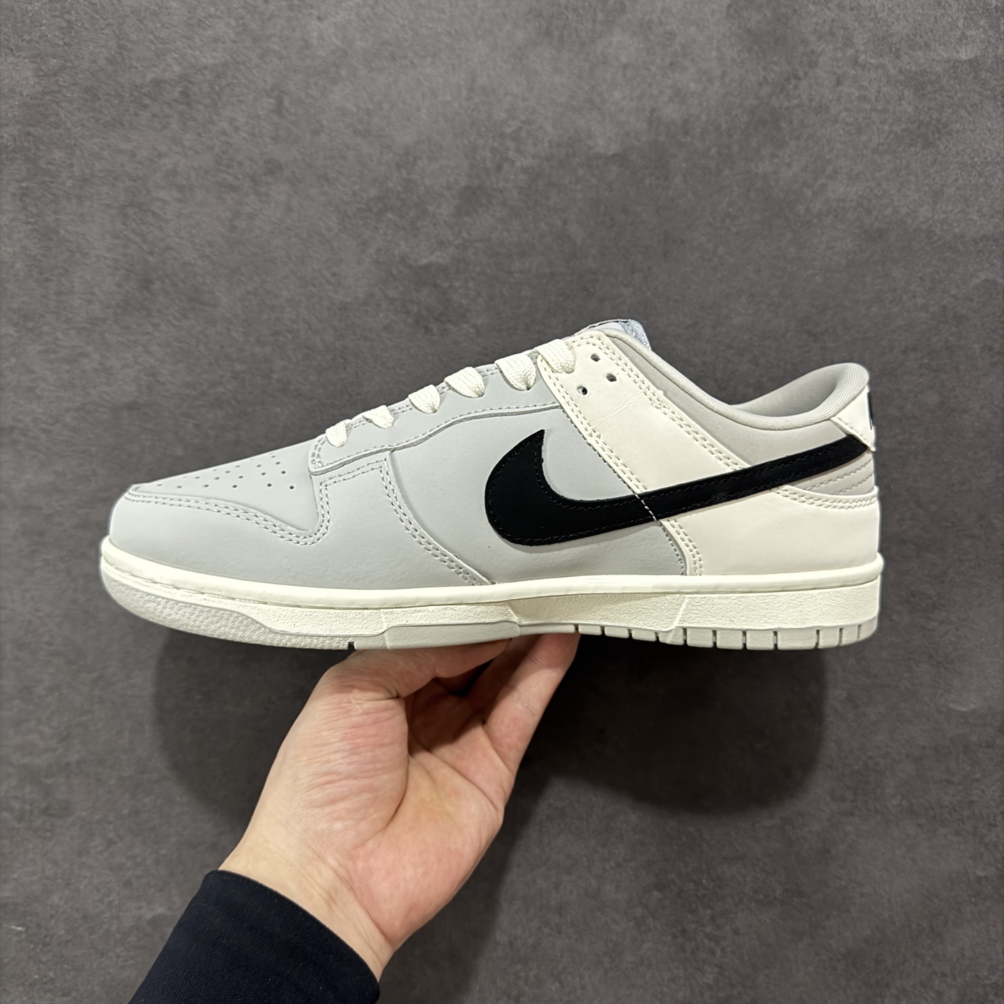 260 定制版Nike SB Dunk Low x Louis Vuitton 灰黑小钩 XY2026-153