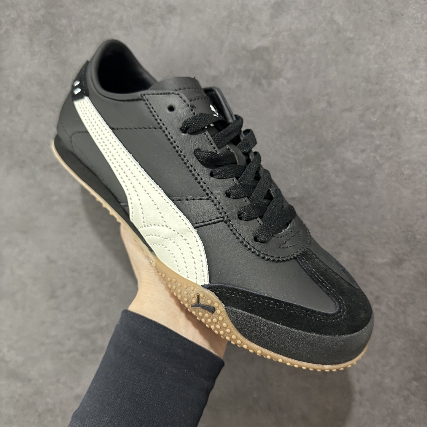 图片[3]-【公司级】Puma Bellta UT Leather 彪马薄底系列 复古运动休闲跑鞋 鞋面设计轻量透气 提供了舒适性和穿着感受 柔软内里材质 穿着更加舒适 橡胶鞋底提供持久的牵引力 货号： 402186 08 尺码： 36 36.5 37.5 38 38.5 39 40 40.5 41 42 42.5 43 44 45-选品中心