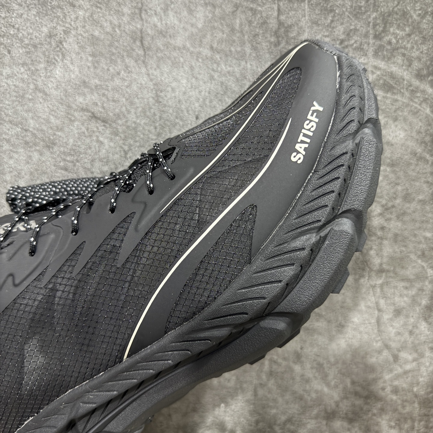 【公司级】Satisfy x HOKA ONE ONE 百搭简约防滑耐磨低帮跑步鞋 联名配色 球鞋