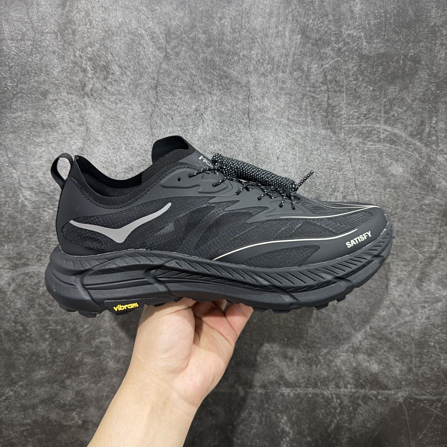 【公司级】Satisfy x HOKA ONE ONE 百搭简约防滑耐磨低帮跑步鞋 联名配色 球鞋