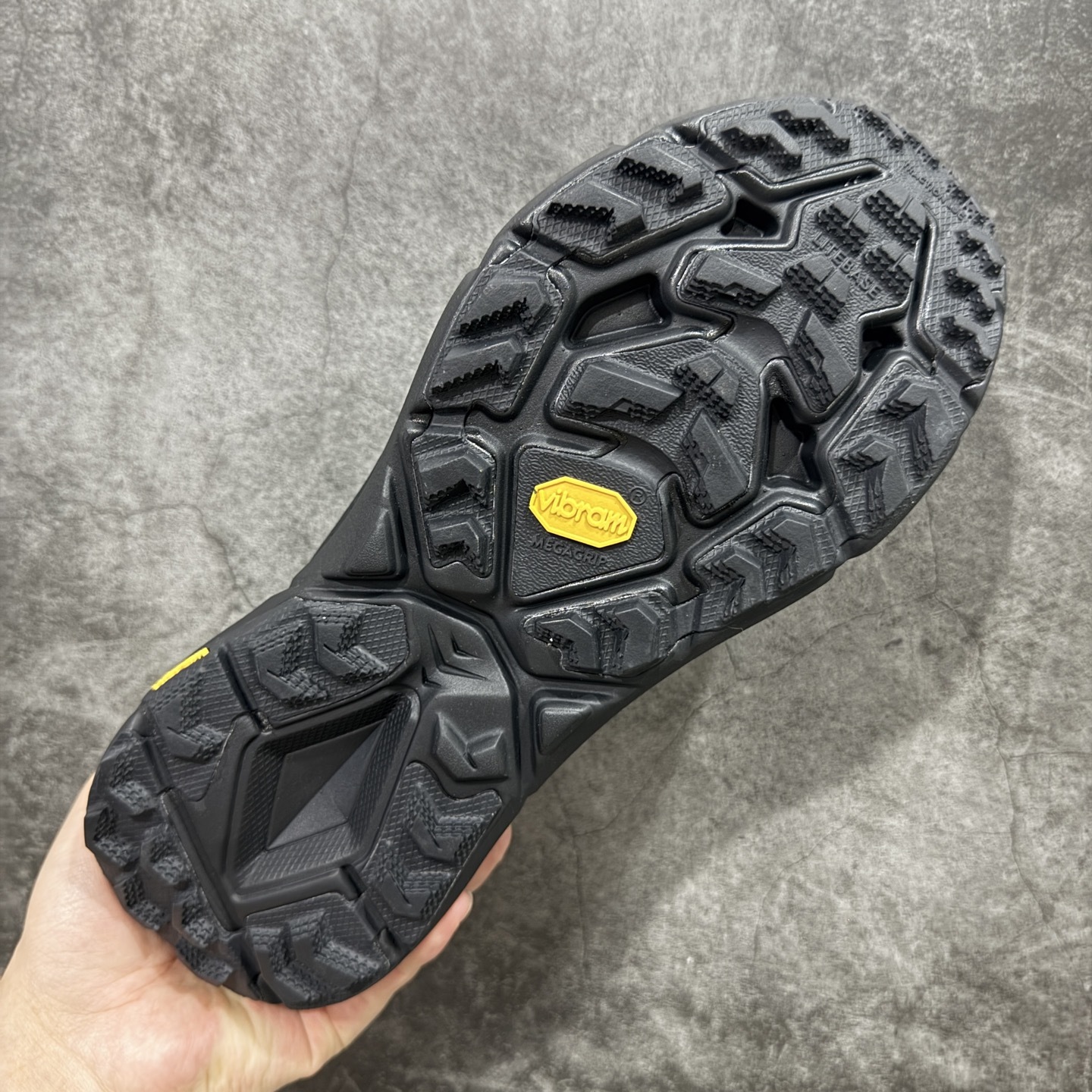 【公司级】Satisfy x HOKA ONE ONE 百搭简约防滑耐磨低帮跑步鞋 联名配色 球鞋