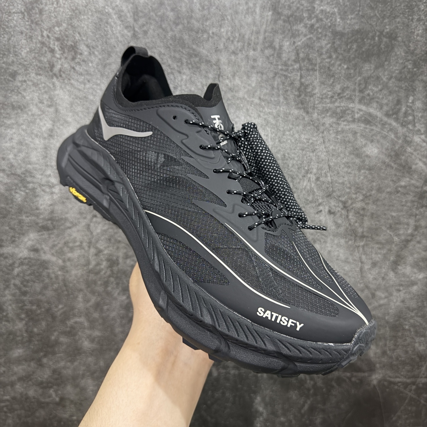 【公司级】Satisfy x HOKA ONE ONE 百搭简约防滑耐磨低帮跑步鞋 联名配色 球鞋
