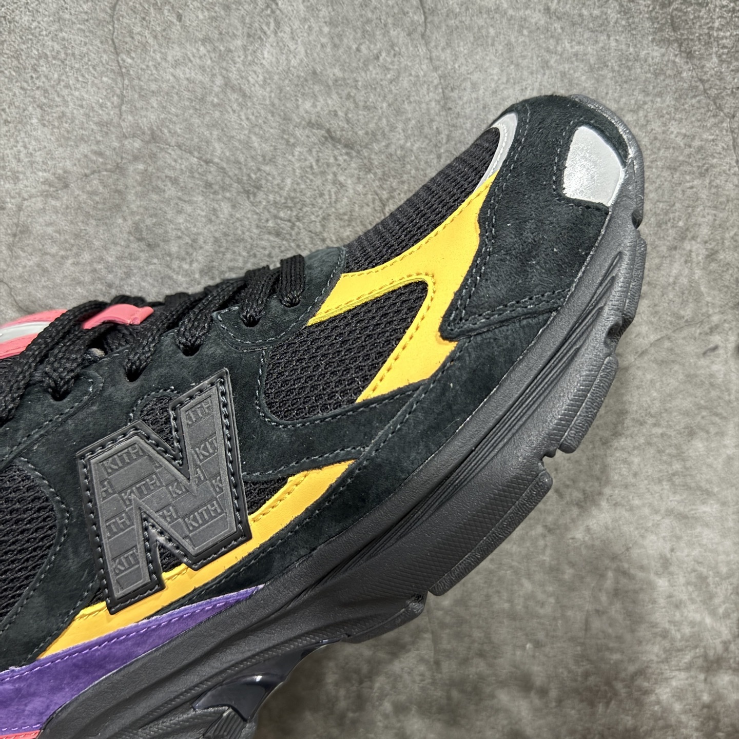 【纯原版】New Balance M2010系列 新百伦 复古老爹风网布跑步休闲运动鞋
新百伦经典配色