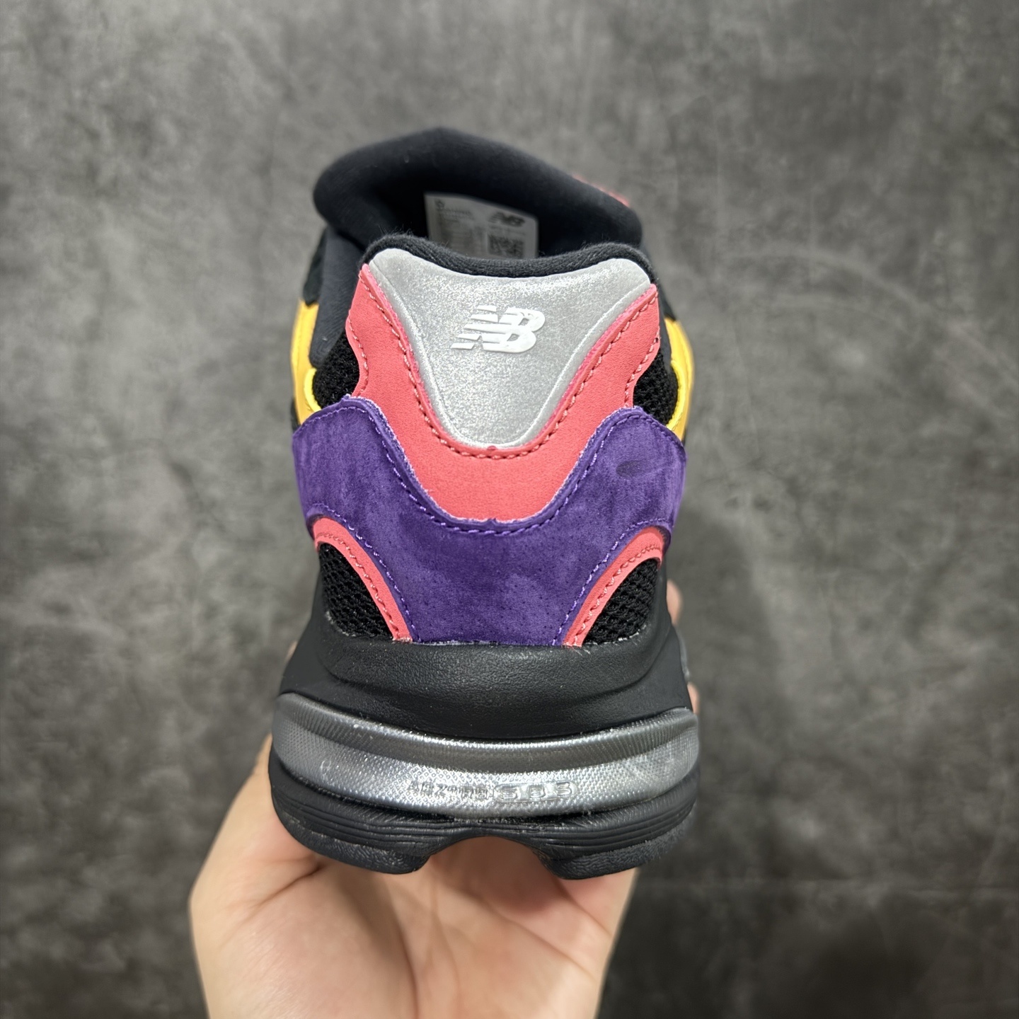 【纯原版】New Balance M2010系列 新百伦 复古老爹风网布跑步休闲运动鞋
新百伦经典配色