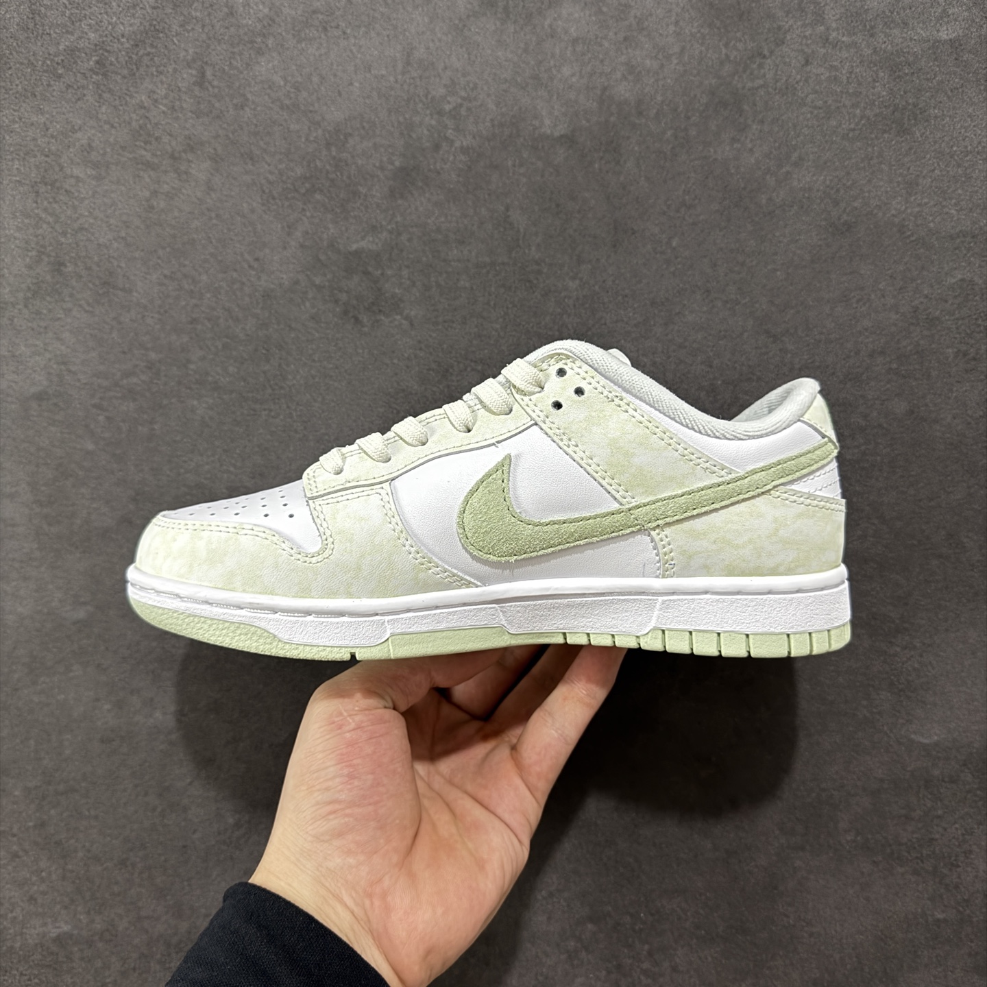 
【YC纯原】NK Dunk Low 翡翠绿 IB4647-131
实力大厂出品 全套原纸板楦头开发 确