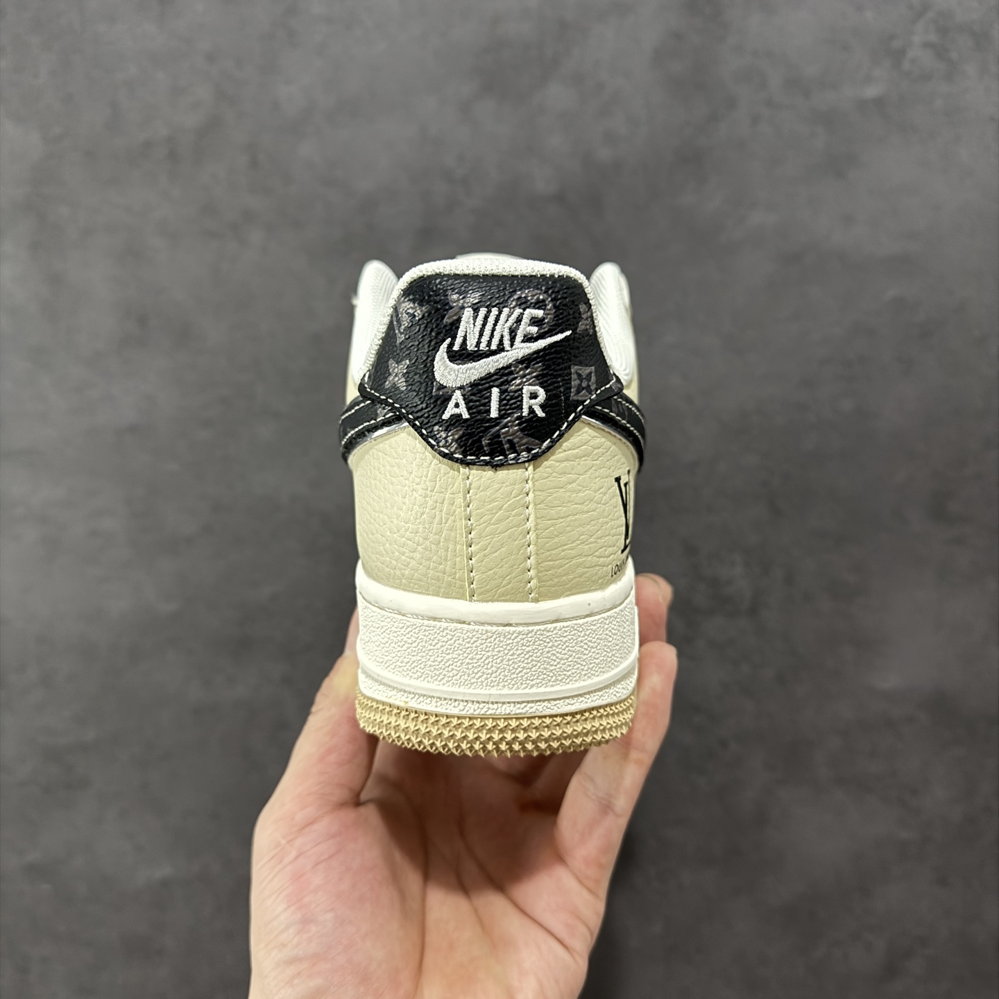 【定制版】Nike Air Force 1'07 Low LV联名 奶茶 空军一号低帮休闲板鞋 ZH2598-308