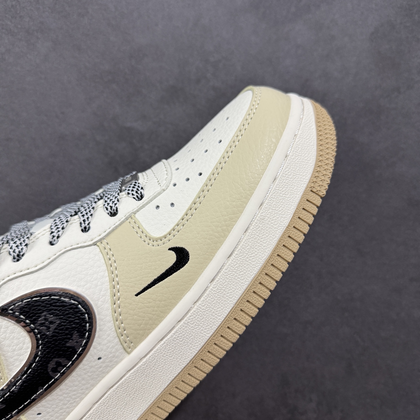 【定制版】Nike Air Force 1'07 Low LV联名 奶茶 空军一号低帮休闲板鞋 ZH2598-308