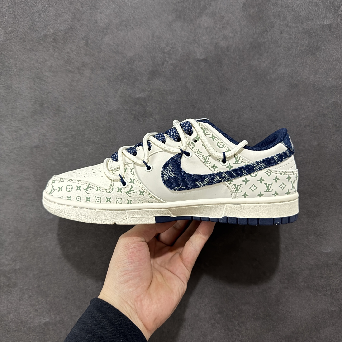 【定制版】Nike SB Dunk Low LV联名 绑带牛仔蓝勾 周年高端定制 低帮休闲板鞋 YX5066-329