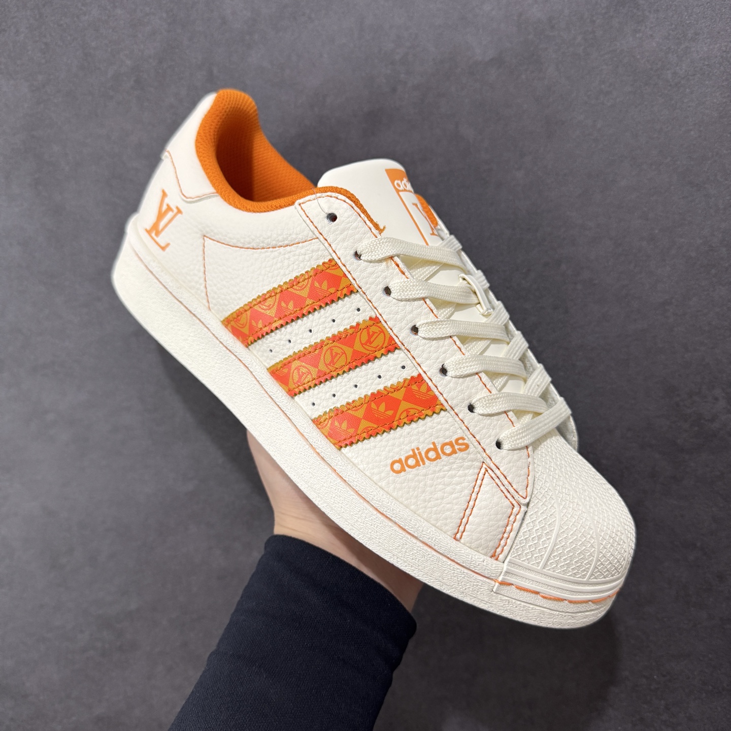 【定制版】AD Originals Superstar x Louis Vuitton 白橙 AD0004