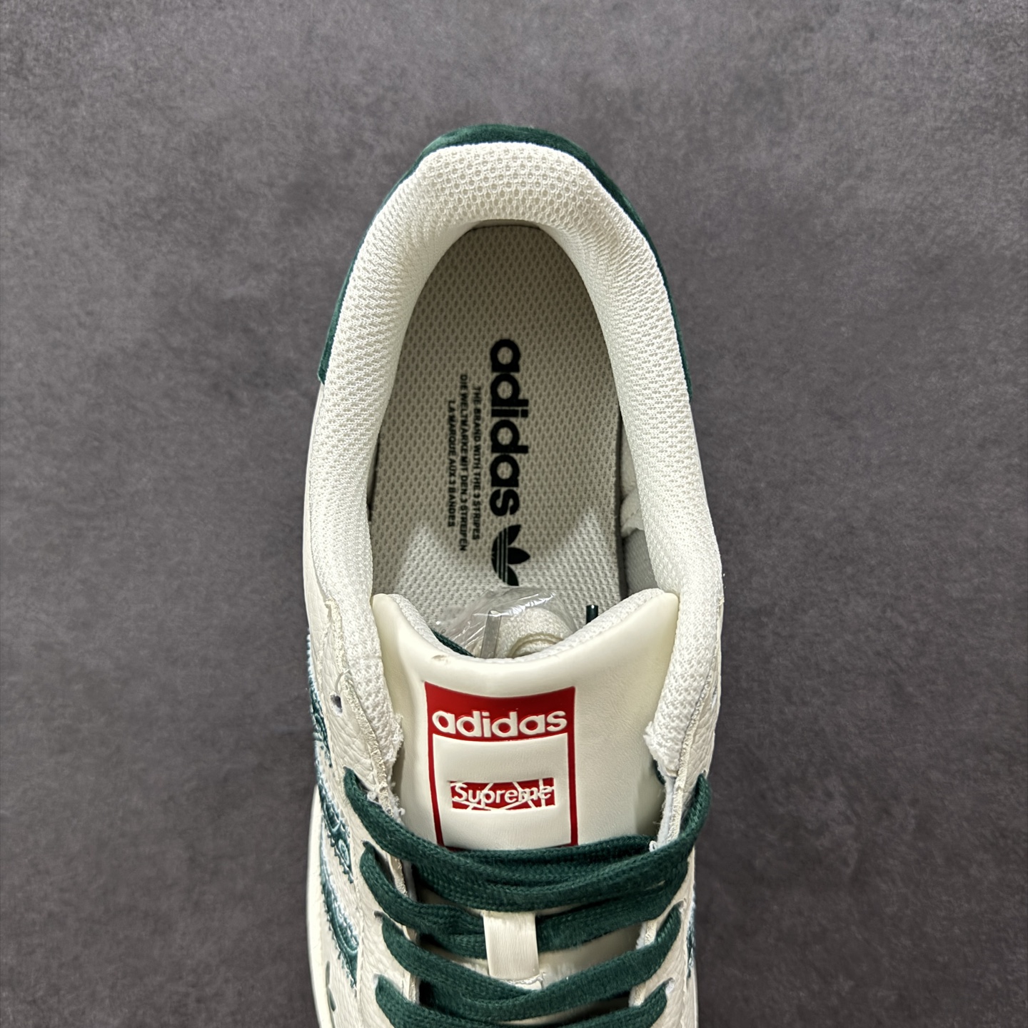【定制版】AD Originals Superstar x Supreme 白绿 XS0008