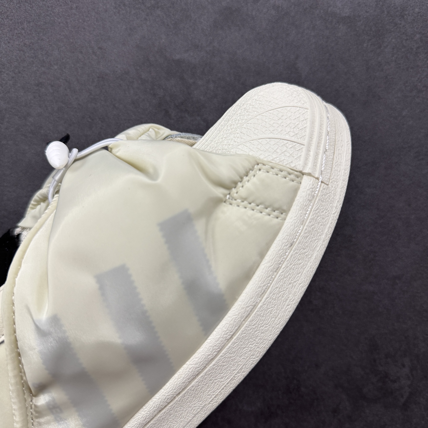 阿迪达斯Adidas Melting Sadness x Superstar 联名款 胡萝卜白黑 贝壳头经典百搭休闲运动板鞋 ID9475