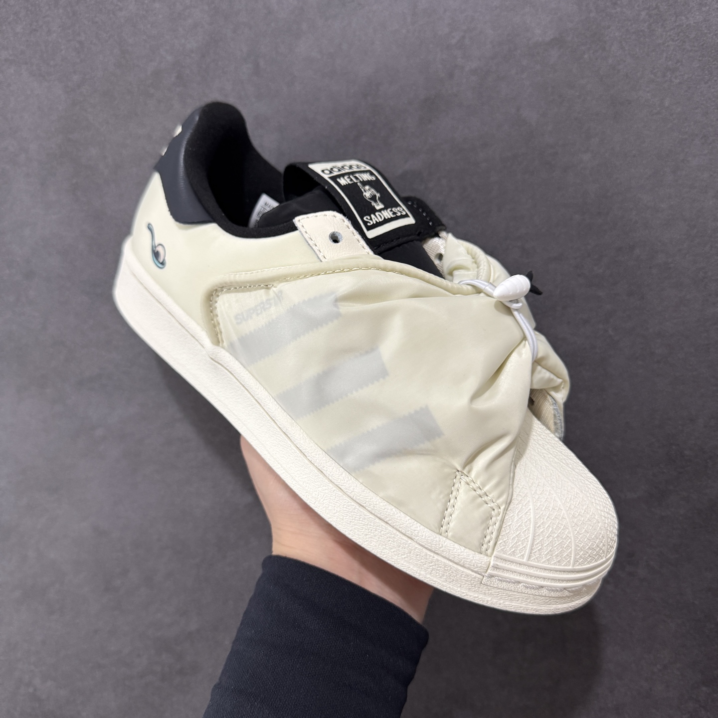 阿迪达斯Adidas Melting Sadness x Superstar 联名款 胡萝卜白黑 贝壳头经典百搭休闲运动板鞋 ID9475