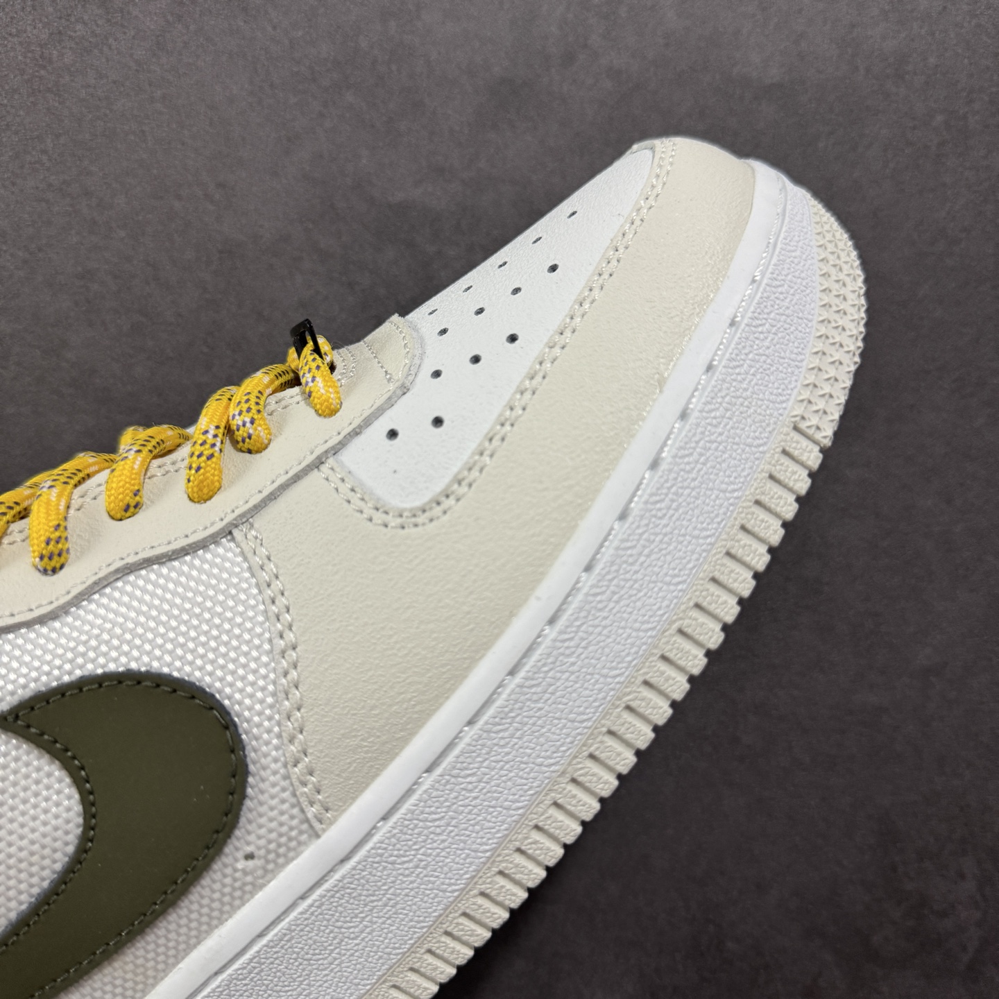  
【福利版】NK Air Force 1 空军一号 米黄绿 原楦头原纸板  打造纯正空军版型#专注外贸