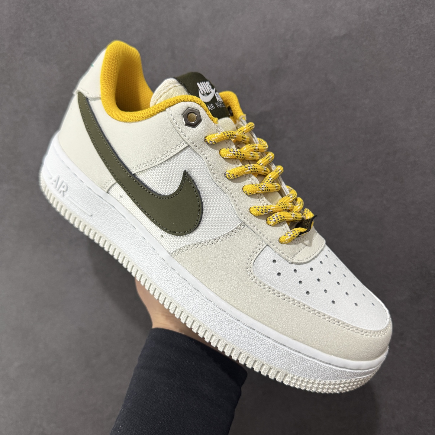  
【福利版】NK Air Force 1 空军一号 米黄绿 原楦头原纸板  打造纯正空军版型#专注外贸