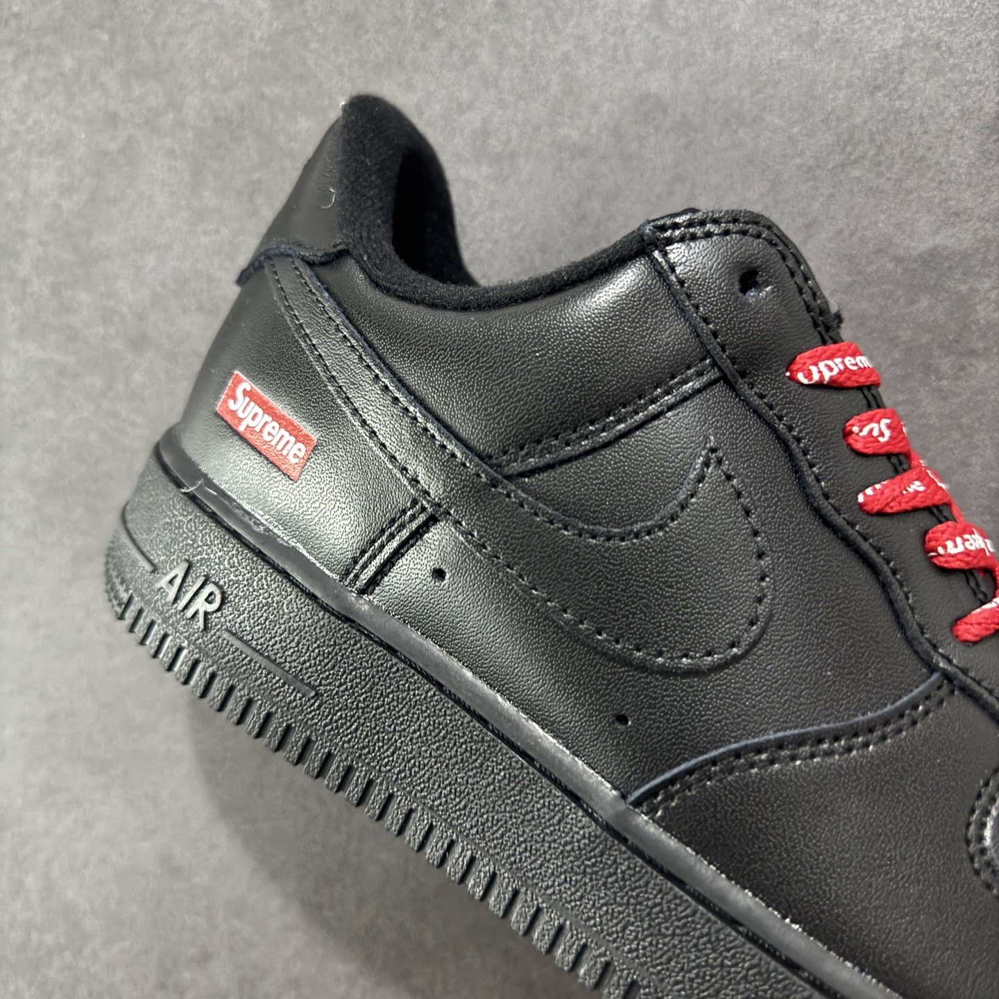  
【福利版】Nike Air Force 1 Low Supreme联名 空军一号低帮运动休闲板鞋 
