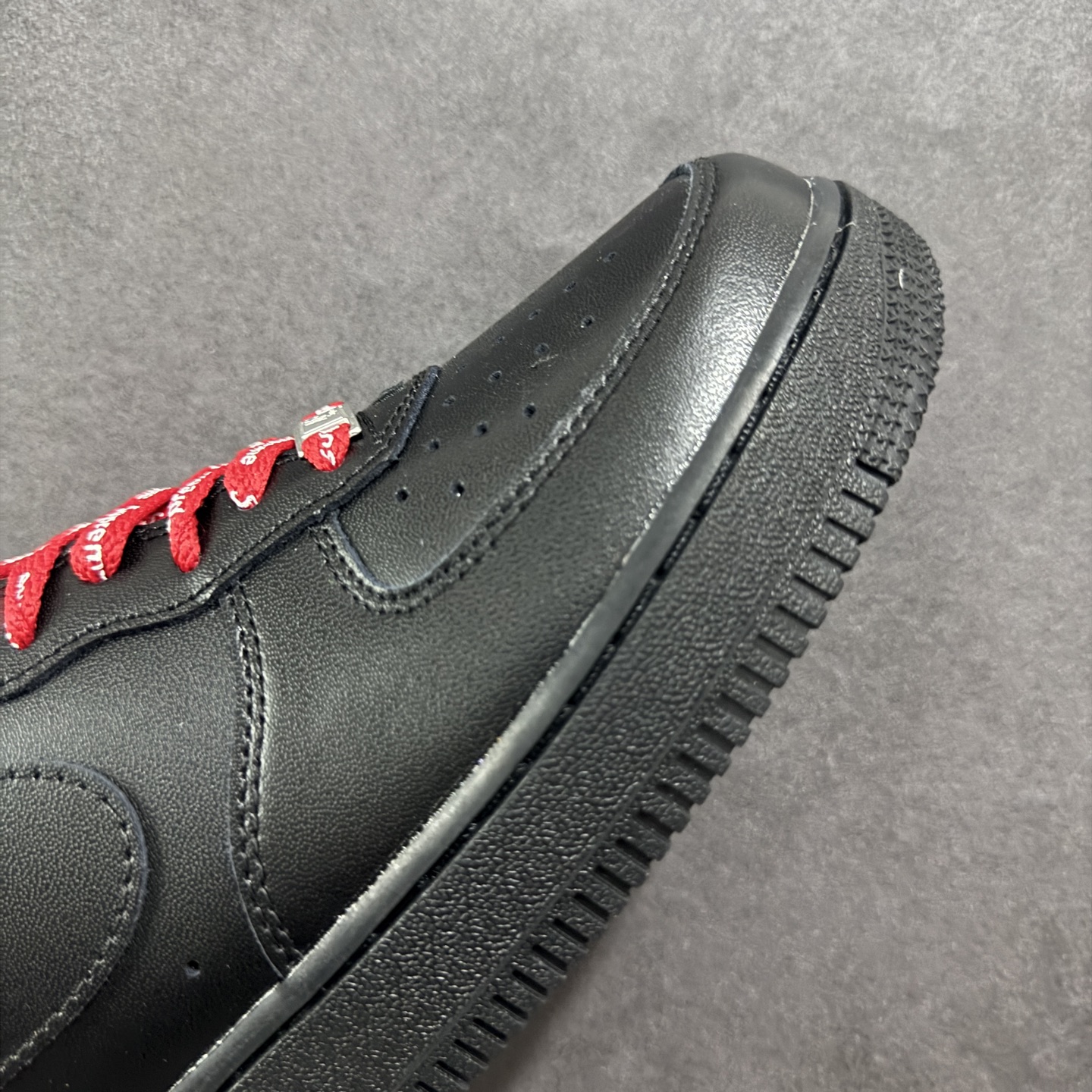  
【福利版】Nike Air Force 1 Low Supreme联名 空军一号低帮运动休闲板鞋 
