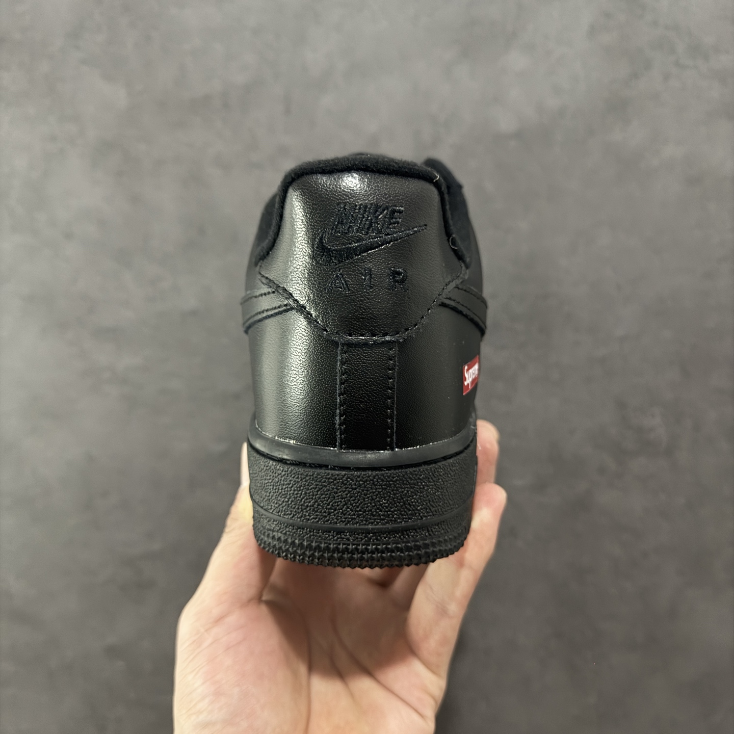  
【福利版】Nike Air Force 1 Low Supreme联名 空军一号低帮运动休闲板鞋 
