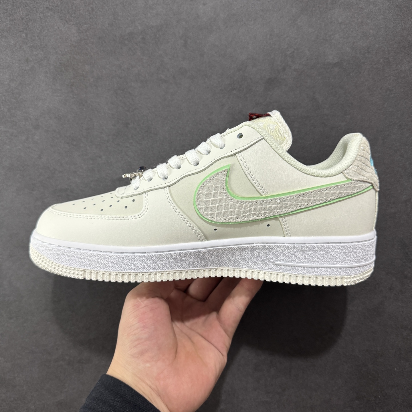  
【福利版】Nike Air Force 1'07 Low 空军一号低帮休闲板鞋 
#原楦头原纸板 原