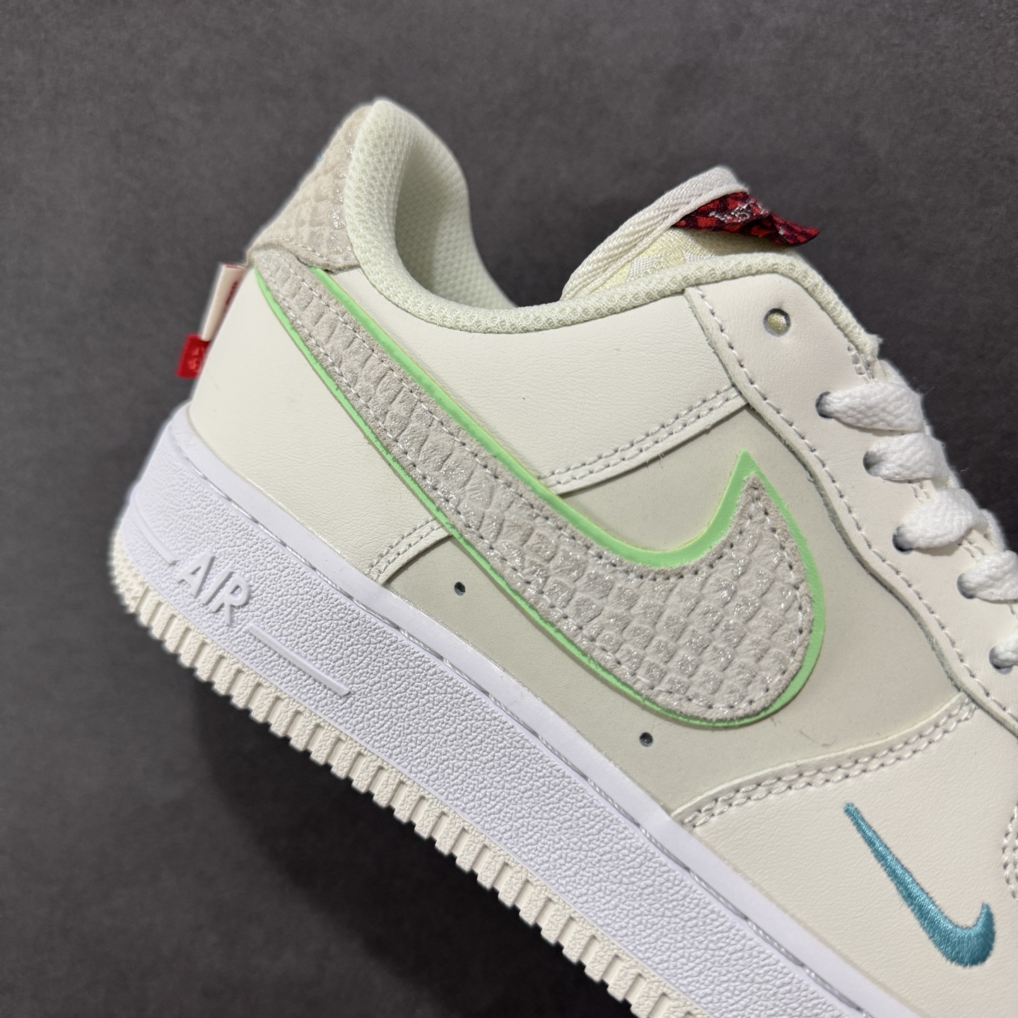  
【福利版】Nike Air Force 1'07 Low 空军一号低帮休闲板鞋 
#原楦头原纸板 原
