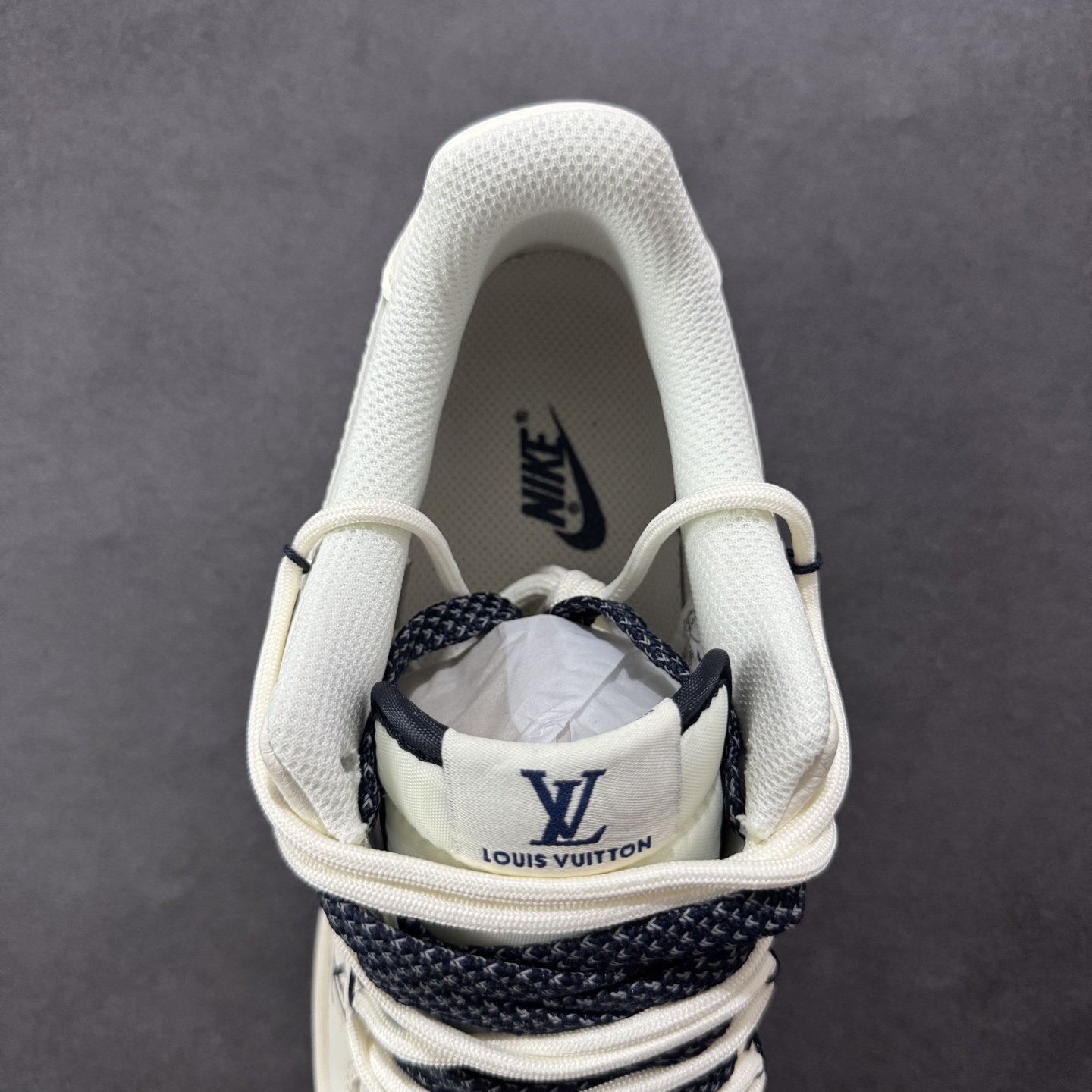 NIke Air Force 1 '07 Low “LV联名——深蓝底抽绳”空军一号 低帮 运动鞋 休闲鞋 DM6868-098-High Quatity Cheap Brand wholesale wholesaler seller Clothes Bags handbags Sneakers Top Fashion Clothing Shoes from China Factory Chinese suppliers best Quality Beautiful Price NIke Air Force 1 '07 Low “LV联名——深蓝底抽绳”空军一号 低帮 运动鞋 休闲鞋 DM6868-098