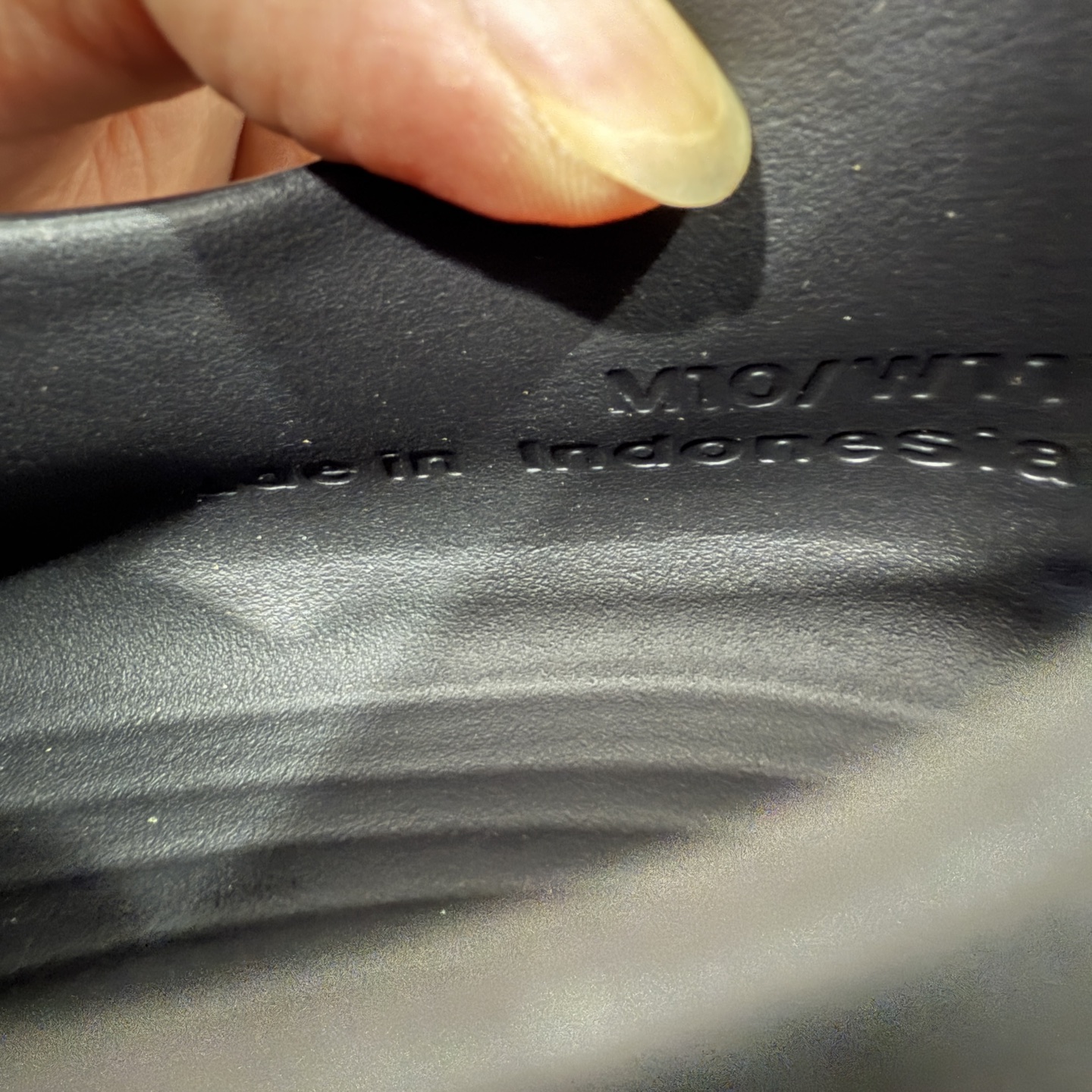 图片[7]-【LW版本】Nike Reactx Rejuven 8 耐克新款夏季沙滩凉鞋拖鞋洞洞鞋 HV5060-001 市场最高版本 没有之一 品质细节远远超越市面版本 欢迎对比 脚感材料都是原版同步 比市场货好太多 正确组合底 超高清洁度 完美版型 区别市面通货 采用质感柔软且出众回弹的 ReactX泡绵，发泡组合大底 脚感十分舒适，缔造非凡舒适的日常穿着体验，助你保持活力。  尺码：36-49.5 建议选大半码到一码-选品中心