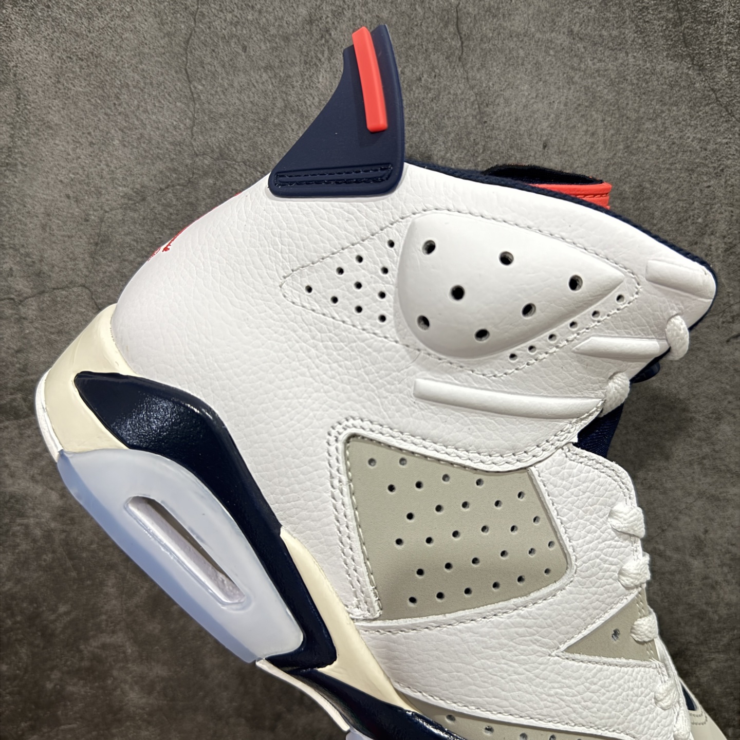 图片[7]-【原厂版本】 Air Jordan 6 Retro \”Tinker\” AJ6 乔6 手稿红外线 384664-104 原楦原纸板 正品既视感十足‼️ 采购原厂皮料 到手可放心比对原鞋 上脚百分百充当正品驾驭 真正原装公司级完美鞋型 一切细节实拍所见所得！纸板中底、钢印 完美版型 一应俱全外贸专供 发国外寄售可稳妥充正操作 尺码：40 40.5 41 42 42.5 43 44 44.5 45 46 47.5-选品中心