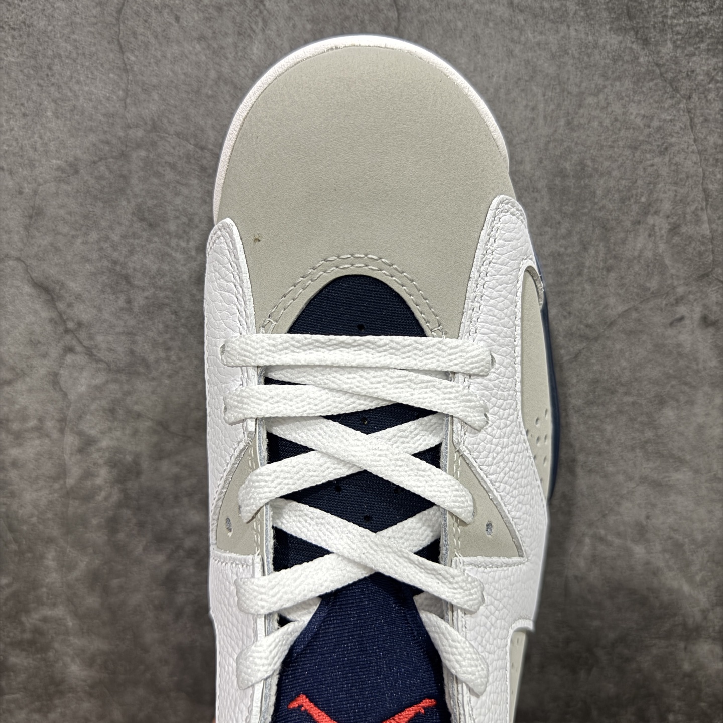 图片[5]-【原厂版本】 Air Jordan 6 Retro \”Tinker\” AJ6 乔6 手稿红外线 384664-104 原楦原纸板 正品既视感十足‼️ 采购原厂皮料 到手可放心比对原鞋 上脚百分百充当正品驾驭 真正原装公司级完美鞋型 一切细节实拍所见所得！纸板中底、钢印 完美版型 一应俱全外贸专供 发国外寄售可稳妥充正操作 尺码：40 40.5 41 42 42.5 43 44 44.5 45 46 47.5-选品中心