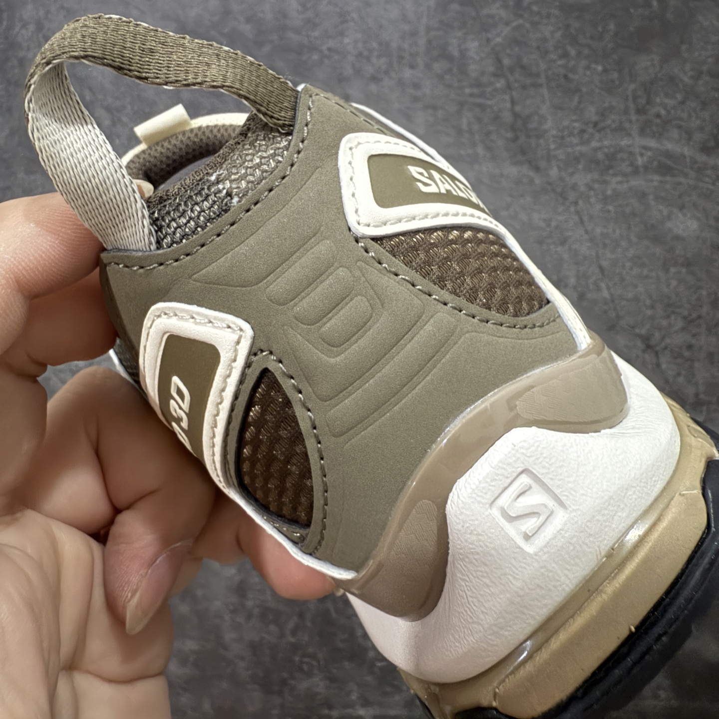  
【纯原版本】SALOMON 萨洛蒙 XA PRO 3D 户外运动 网布减震防滑透气 低帮跑步鞋 男女