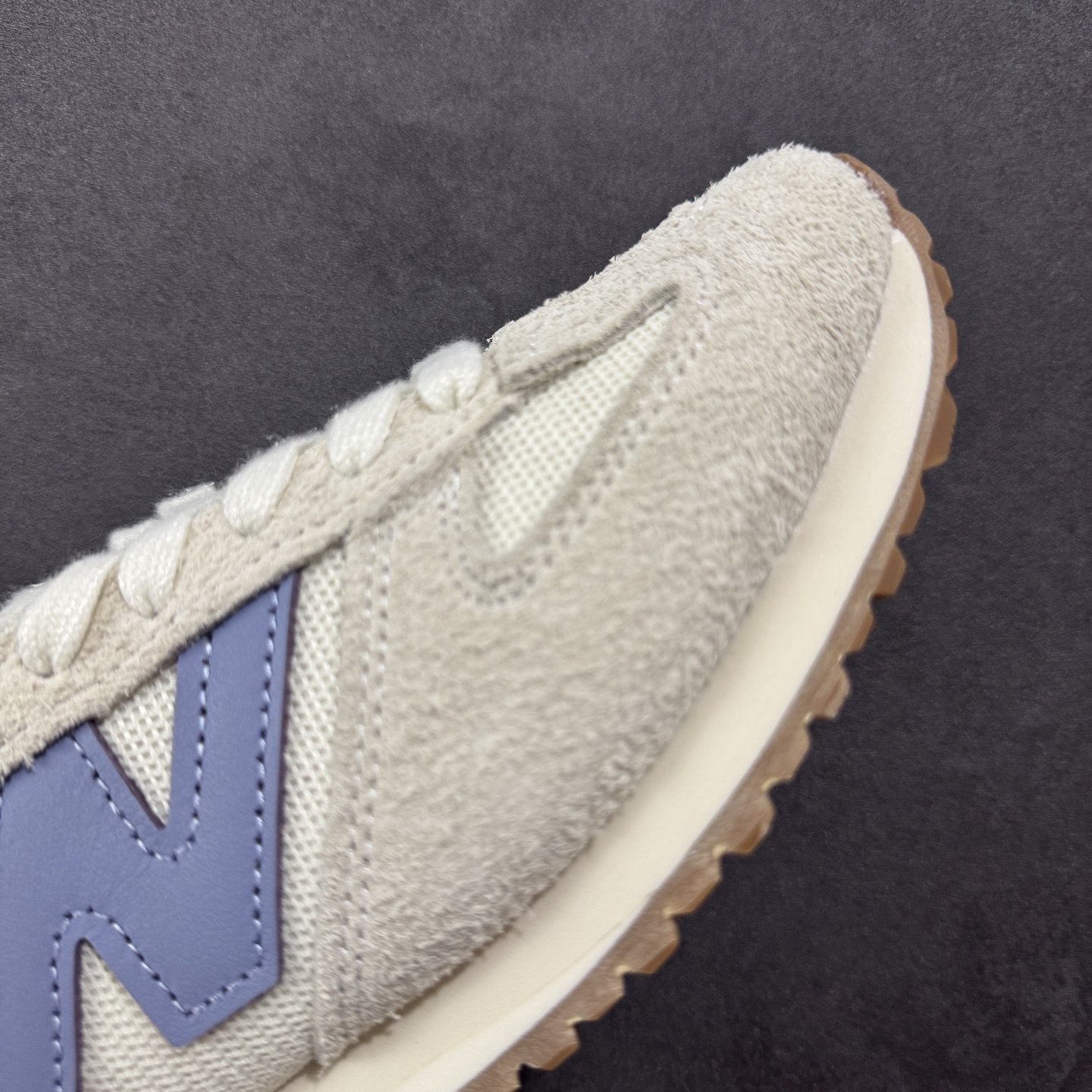 图片[5]-【K8版本】New Balance NB 471系列 U471AA 蓝色 小红书爆款 全新档案 独立私磨开发 正确色卡校准 长绒反毛材质一比一还原 头层N字标 后跟弧度一致 中底拉帮干净利索 尺码：36 37 37.5 38 38.5 39 40 40.5 41 42 42.5 43 44 45-选品中心
