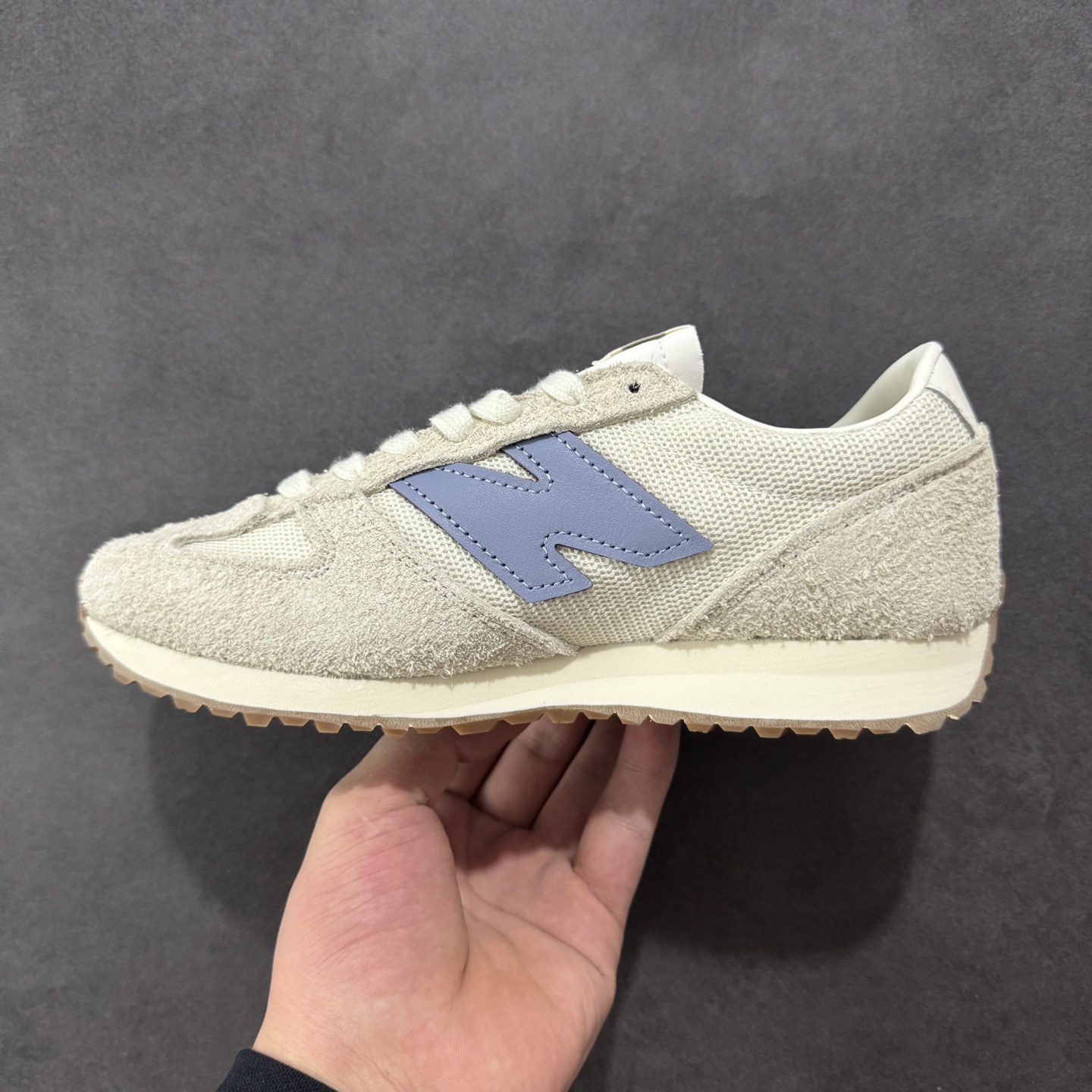 图片[2]-【K8版本】New Balance NB 471系列 U471AA 蓝色 小红书爆款 全新档案 独立私磨开发 正确色卡校准 长绒反毛材质一比一还原 头层N字标 后跟弧度一致 中底拉帮干净利索 尺码：36 37 37.5 38 38.5 39 40 40.5 41 42 42.5 43 44 45-选品中心
