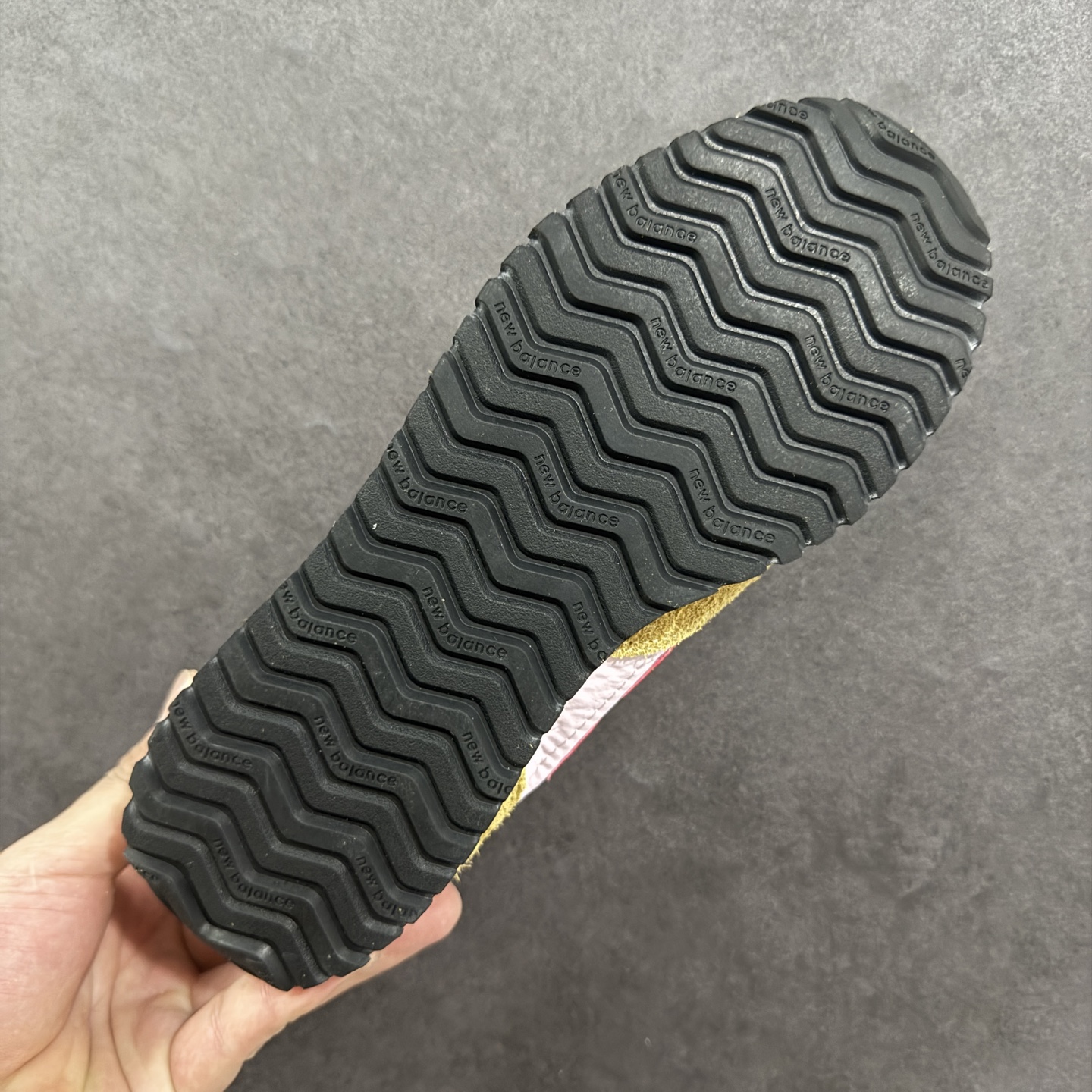 图片[9]-【K版】New Balance NB 471 系列 鞋款特别附赠两双带有品牌标识的限定配色鞋带，在色彩的变换间激发更多造型灵感 New Balance 471鞋款的诞生，不仅承载着New Balance对复古薄底跑鞋的创意诠释，更延续了品牌对经典设计的传承与致敬。 货号： U471AC 尺码：36-45-选品中心