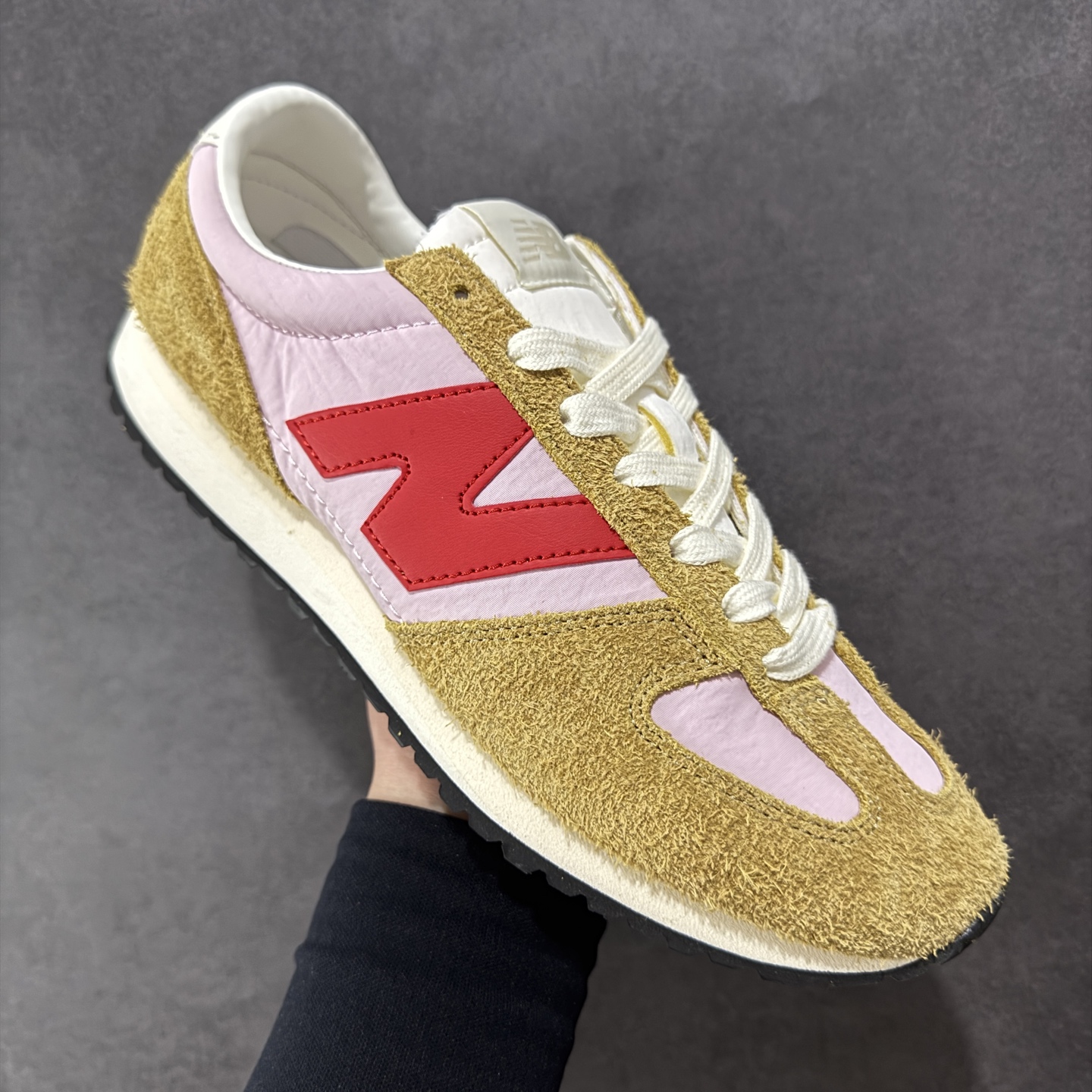 图片[3]-【K版】New Balance NB 471 系列 鞋款特别附赠两双带有品牌标识的限定配色鞋带，在色彩的变换间激发更多造型灵感 New Balance 471鞋款的诞生，不仅承载着New Balance对复古薄底跑鞋的创意诠释，更延续了品牌对经典设计的传承与致敬。 货号： U471AC 尺码：36-45-选品中心