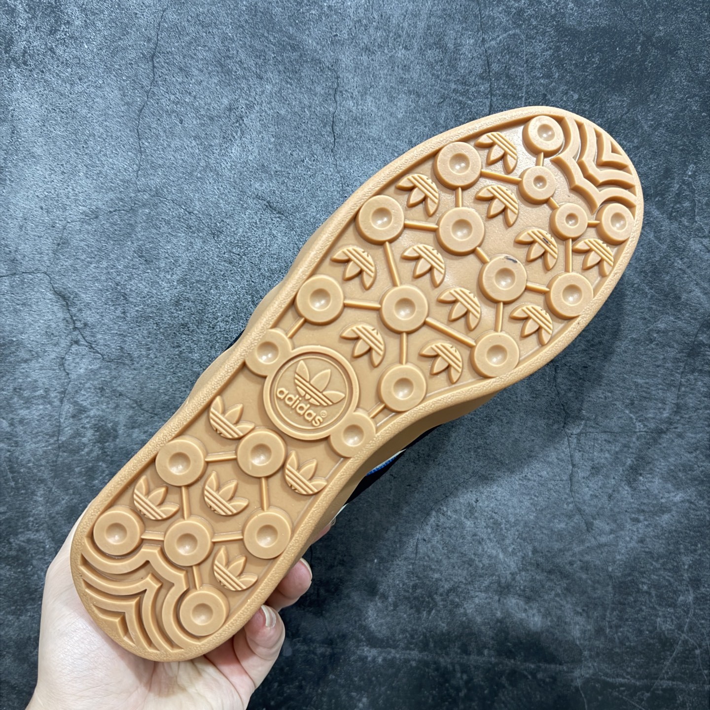 【渠道纯原版】Dorophy Tang x Adidas Gazelle Indoor Trainer