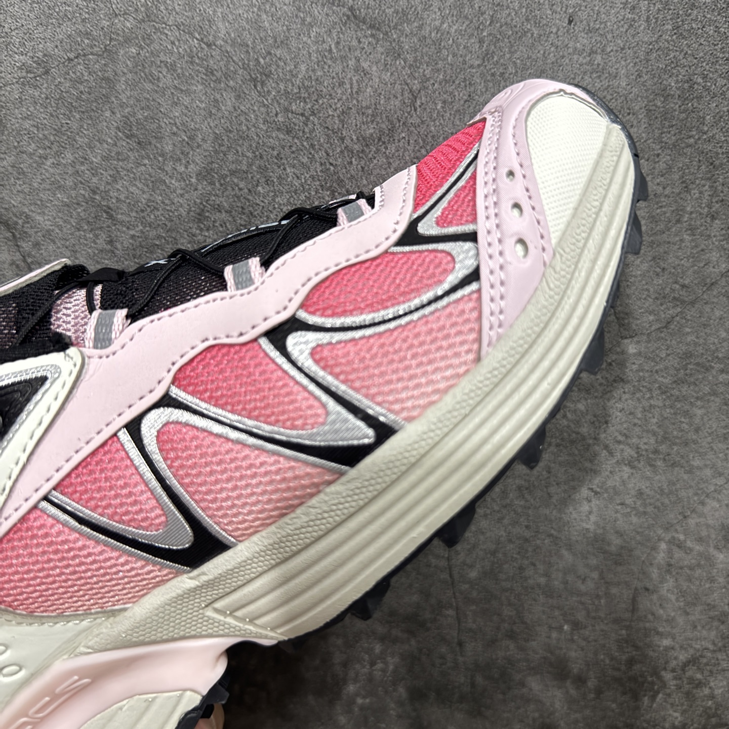 
Salomon 萨洛蒙XT-Whisper 户外 休闲 运动鞋 跑鞋 

原版购入开发 做货 Salo