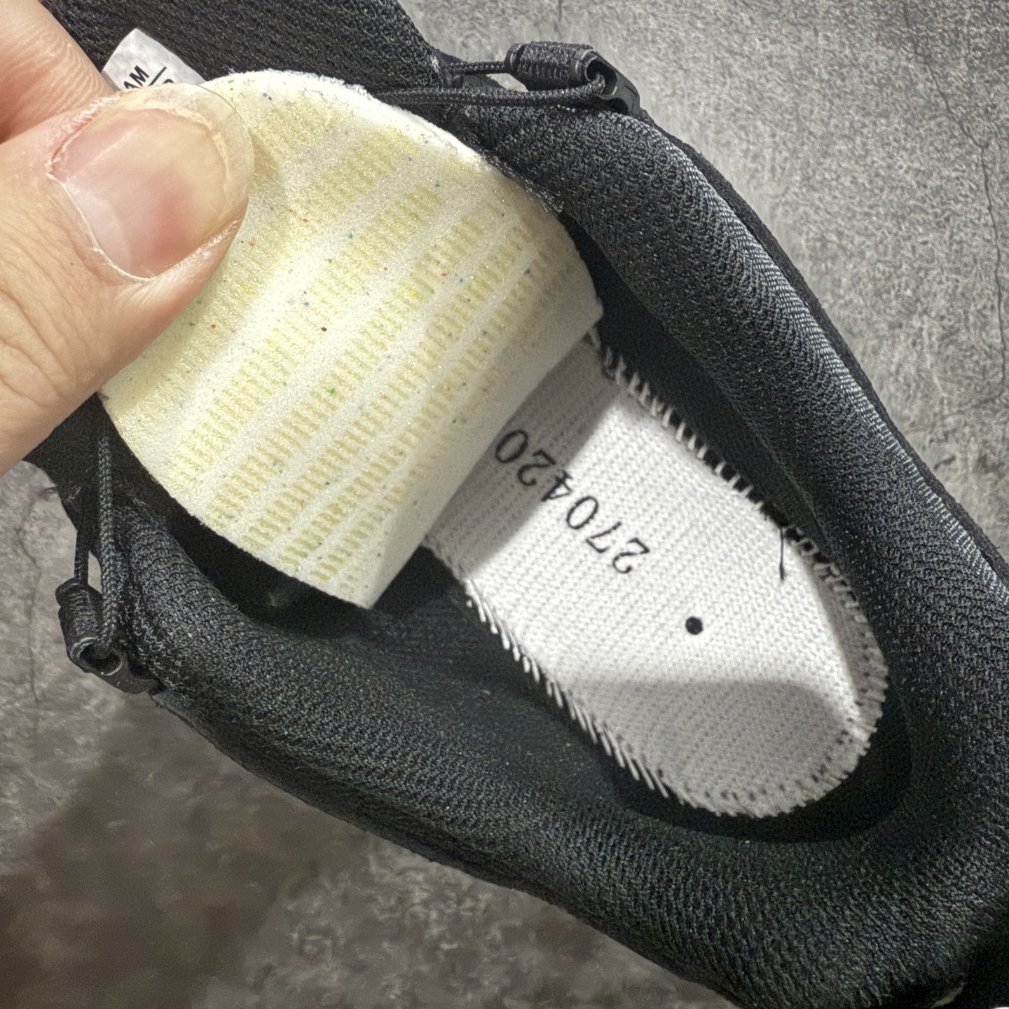 SALOMON 萨洛蒙 XA PRO 3D 户外运动 网布减震防滑透气 低帮跑步鞋 男女同款 黑色乌木
