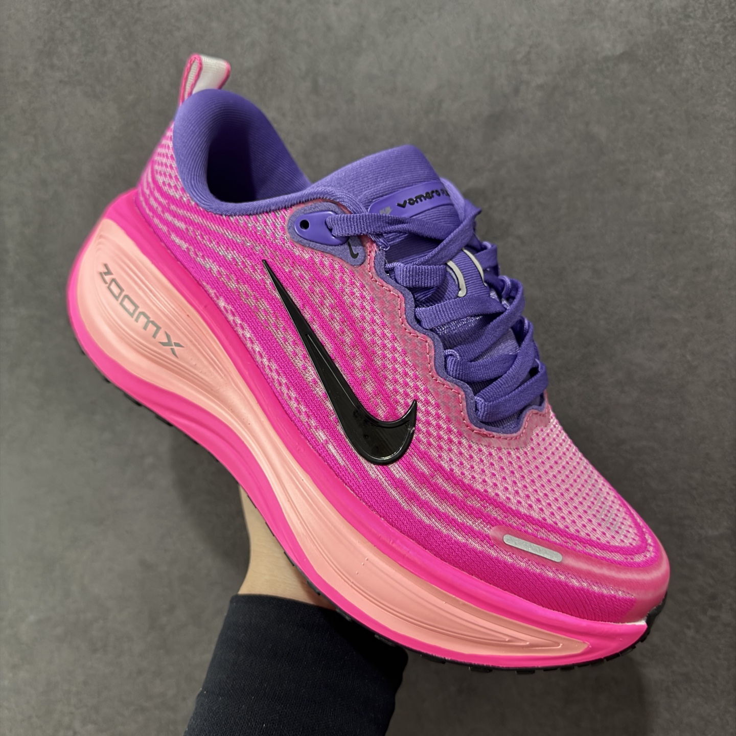 图片[3]-【公司级】Nike VOMERO PLUS轻盈跑鞋 公司级顶级版本 Nike VOMERO 18 舒适百搭防滑耐磨 低帮 休闲跑步鞋男女同款 货号：HV8154 400 尺码：36 37.5 38 39 40-选品中心