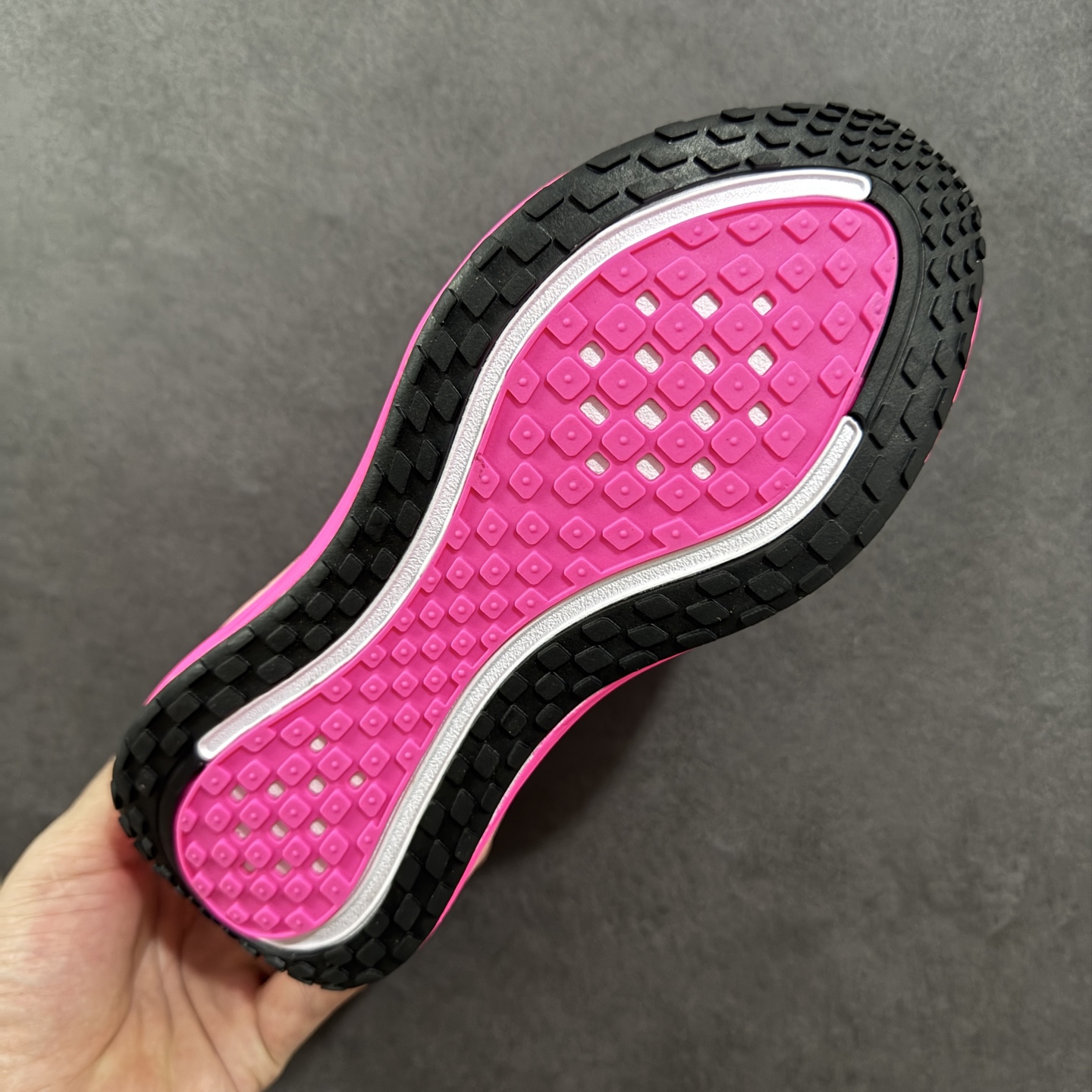 图片[9]-【公司级】Nike VOMERO PLUS轻盈跑鞋 公司级顶级版本 Nike VOMERO 18 舒适百搭防滑耐磨 低帮 休闲跑步鞋男女同款 货号：HV8154 400 尺码：36 37.5 38 39 40-选品中心