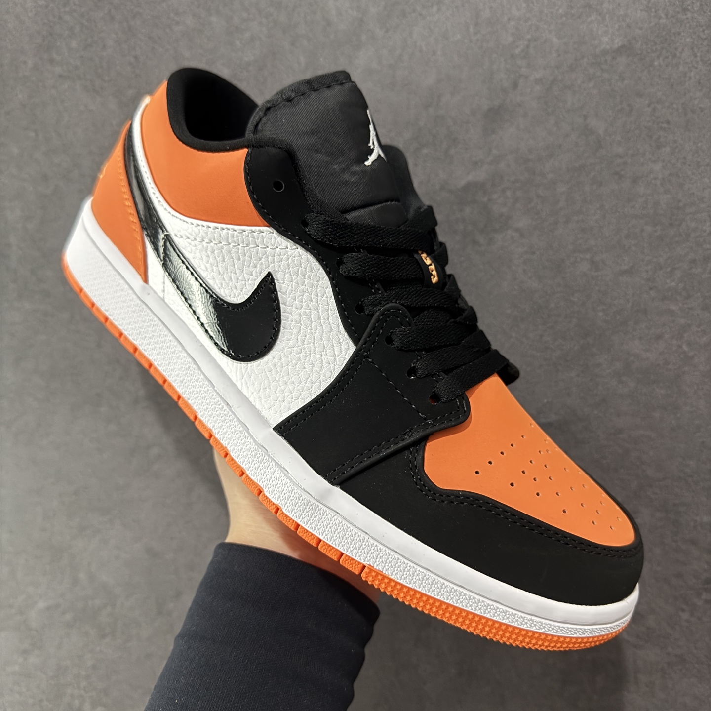 图片[3]-【GQ福利版】Air Jordan AJ1 Low 低帮系列 618活动首选 官方1：1 复刻 拒绝diy 头层材料 原味版型 欢迎对比市面知名版本 尺码：36/46-选品中心